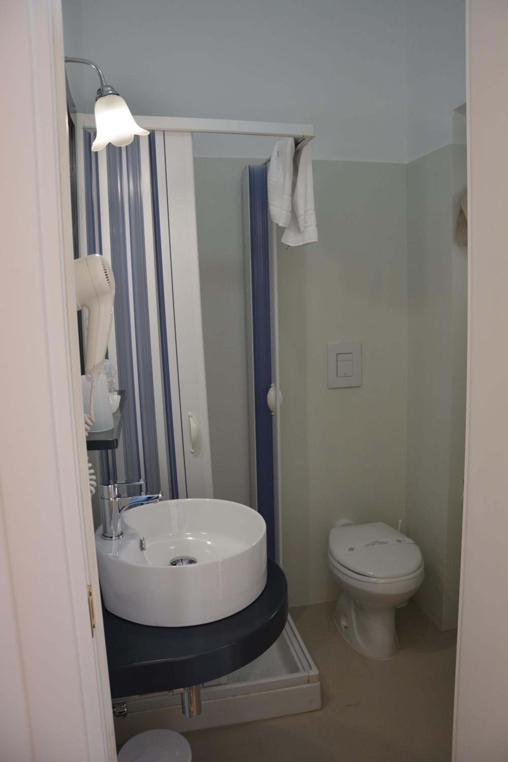 Small Double Room photo 2