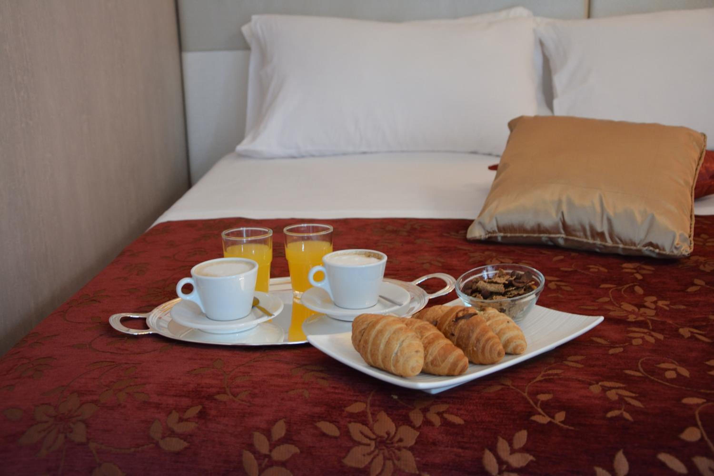 Quadruple Room With Terrace photo 3