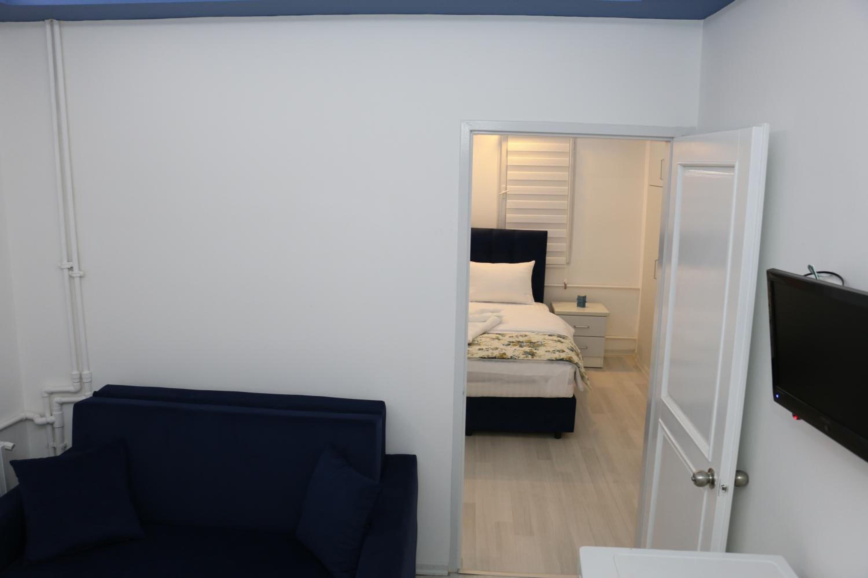 Suite with Balcony photo 2