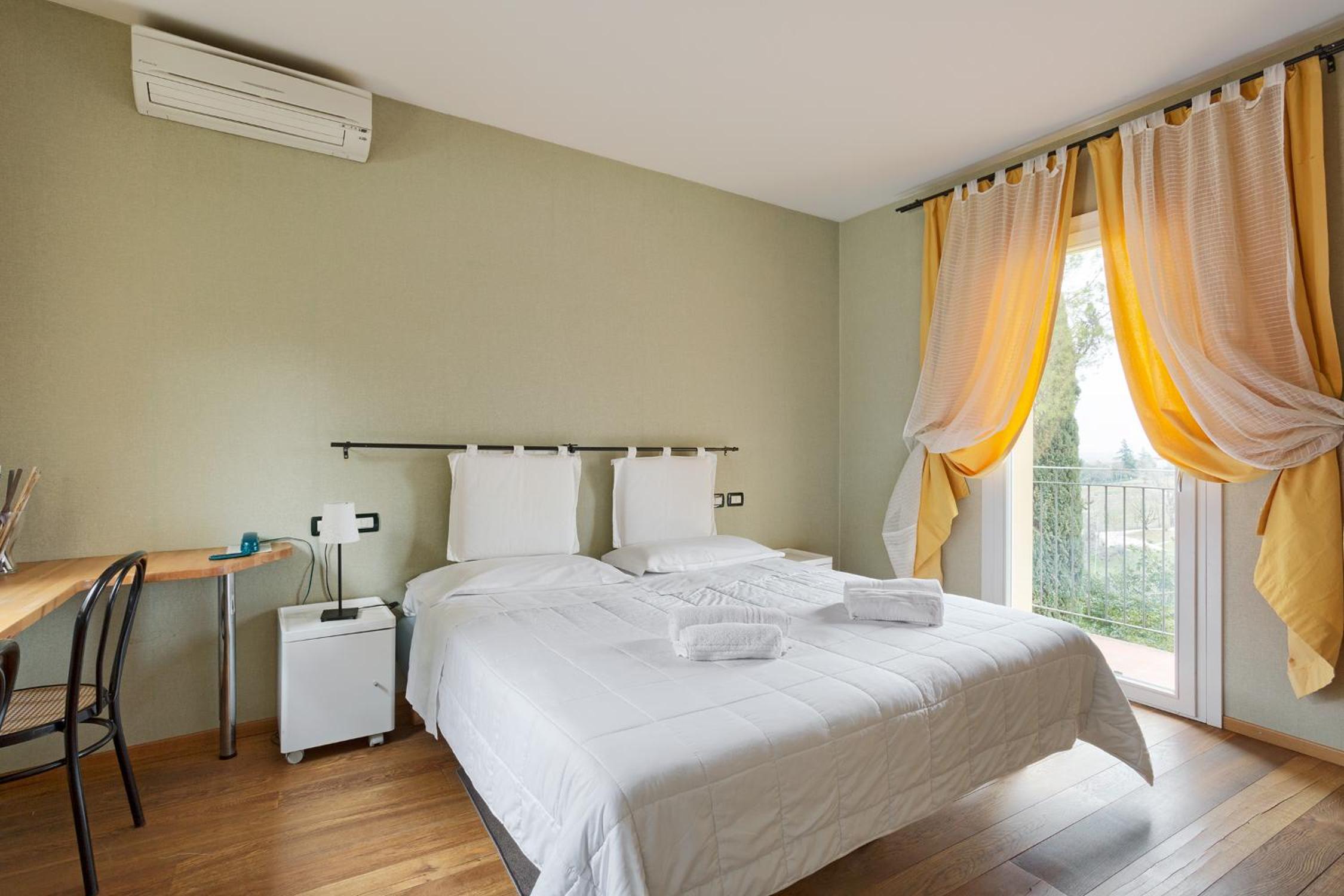 Quadruple Room - Photo 1