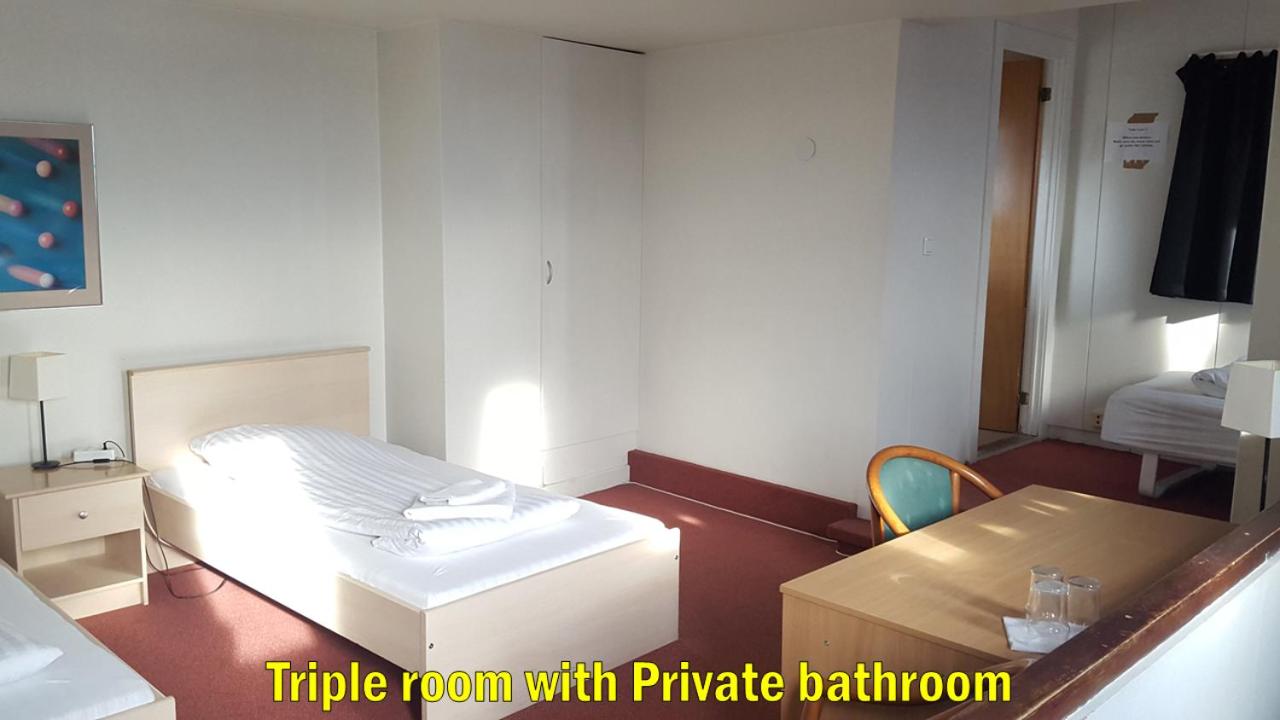 Triple Room with Private Bathroom - Photo 1