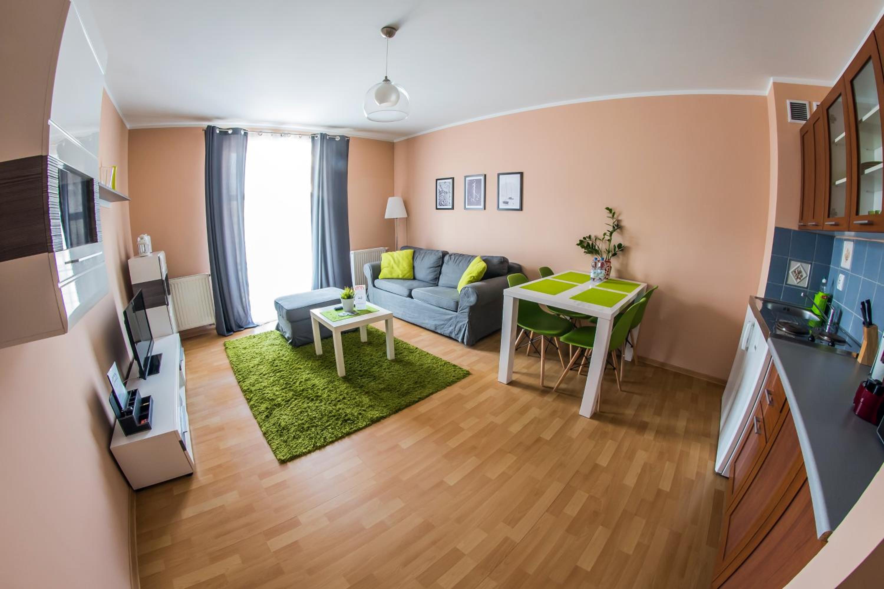 Apartment with Balcony photo 1