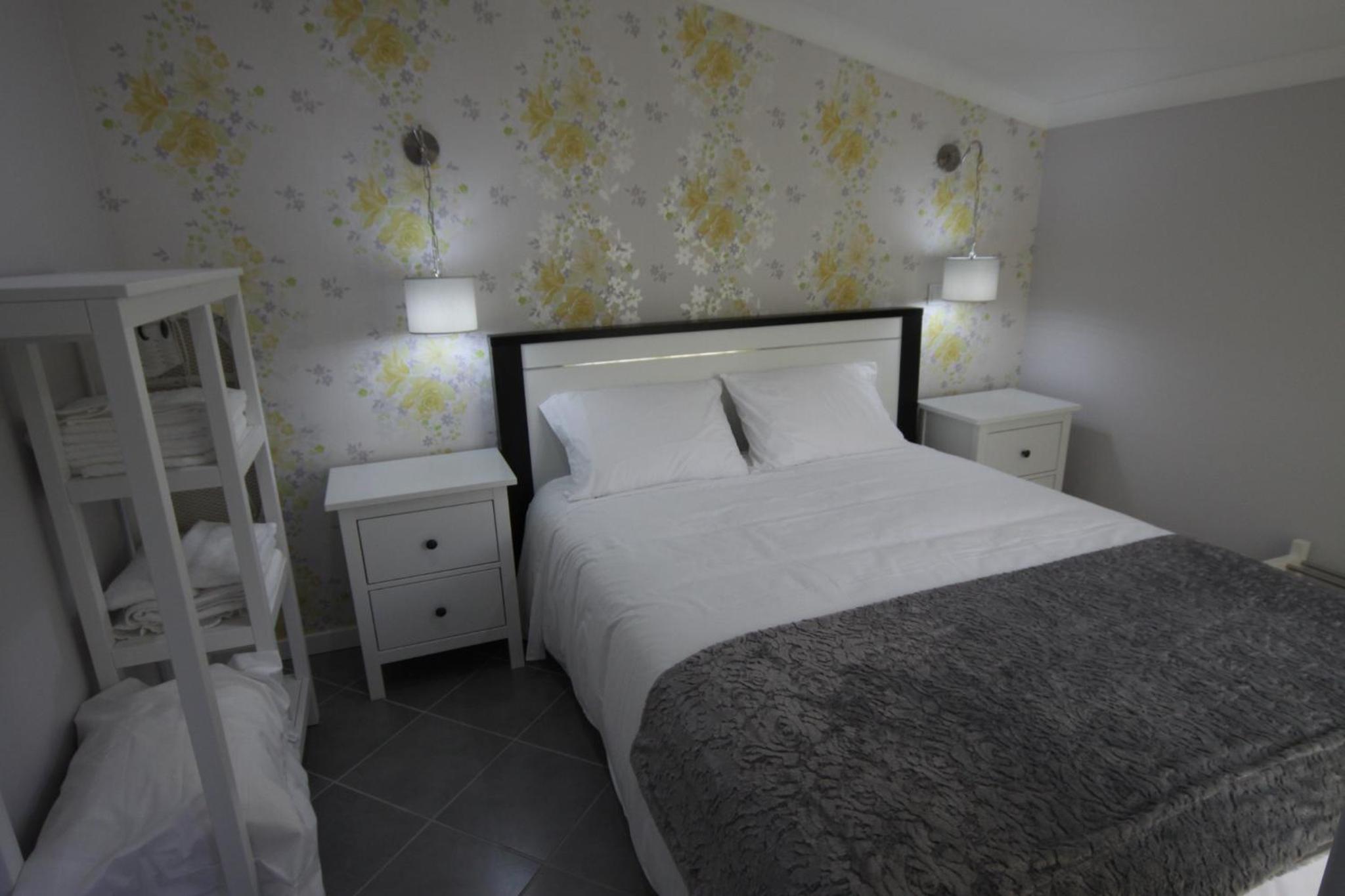 Apartment - Photo 1