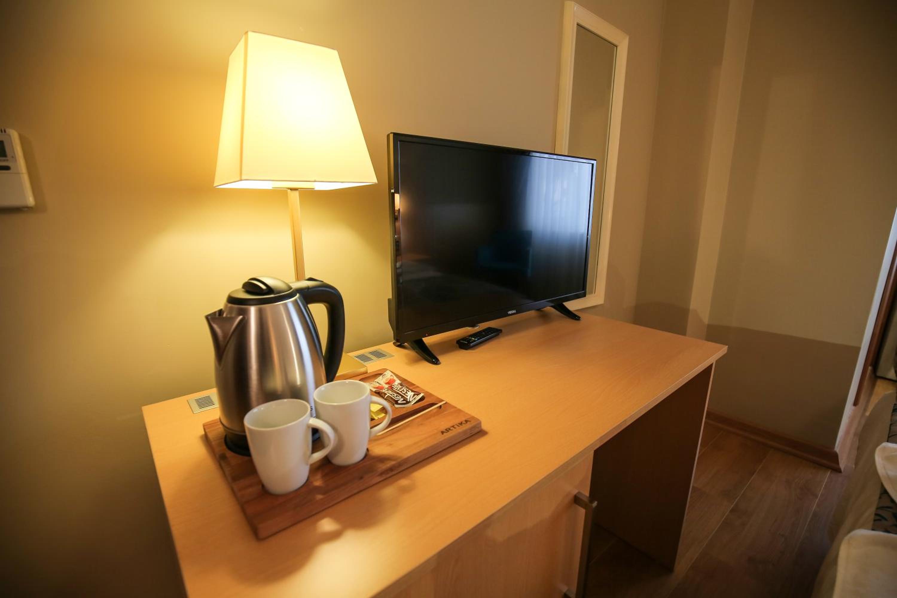 Standard Double or Twin Room photo 2