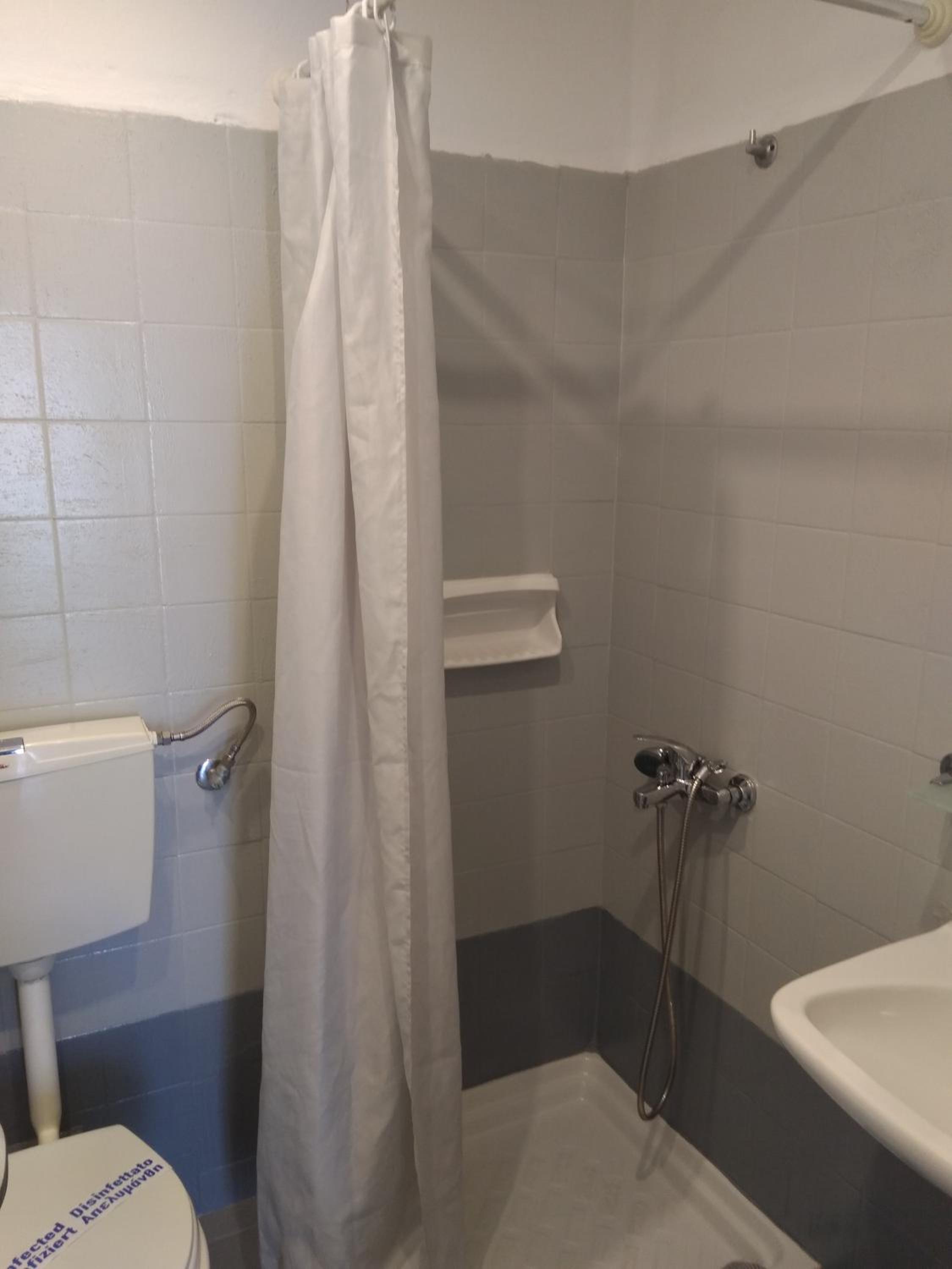 Apartment photo 2
