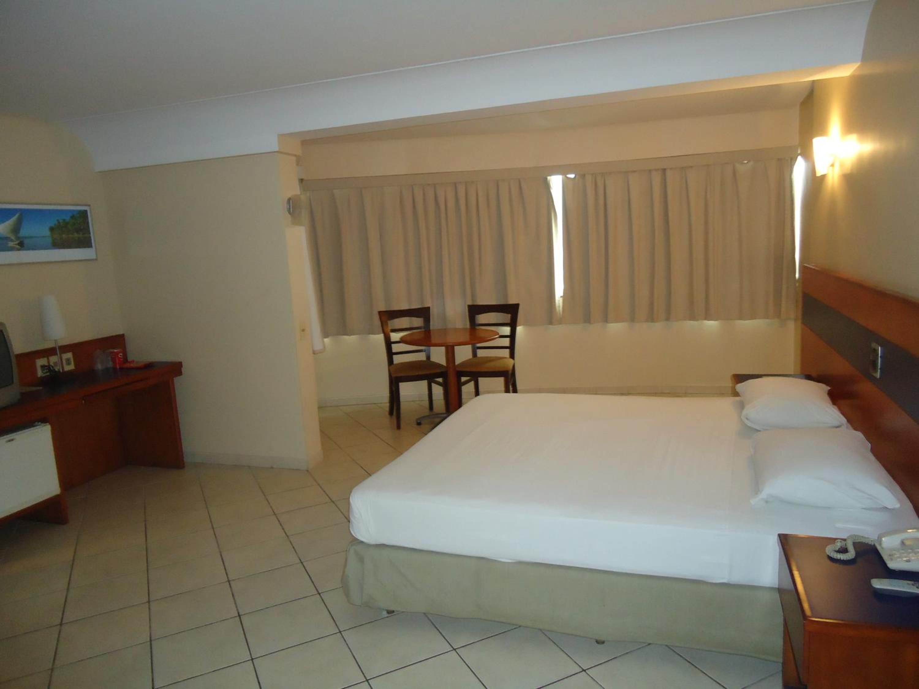 Deluxe Double Room - Photo 11