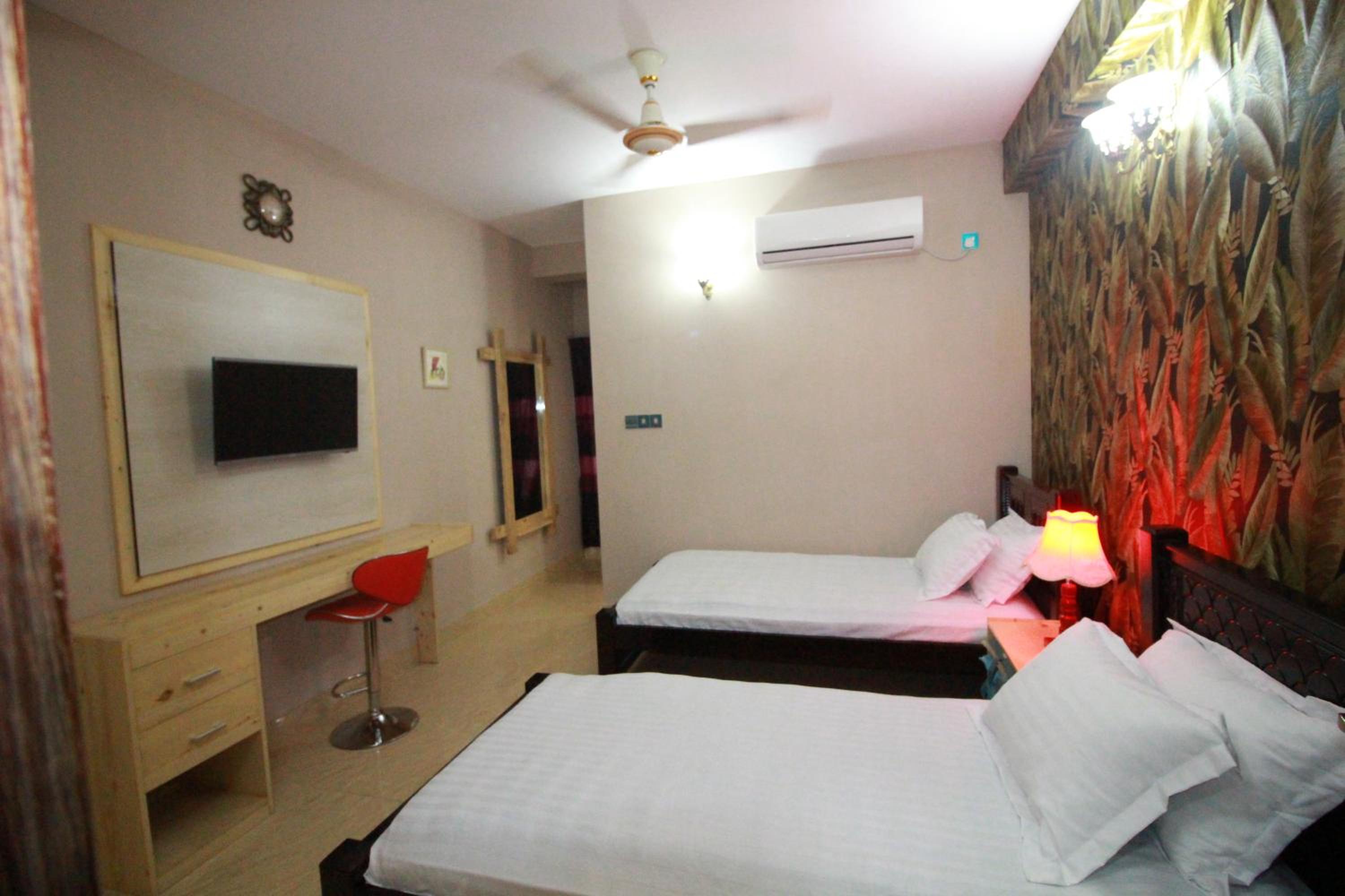 Deluxe Double or Twin Room