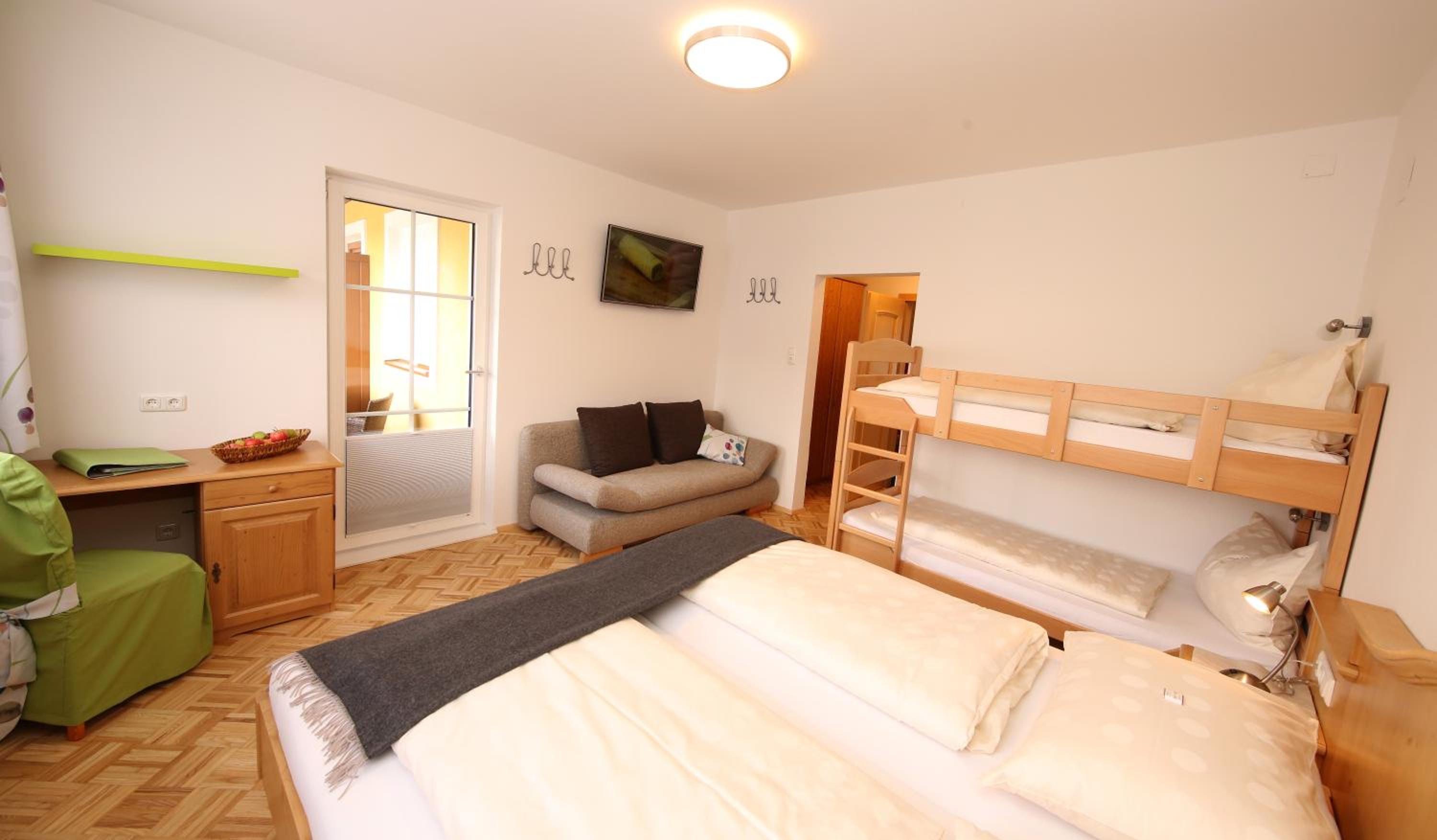 Triple Room with Balcony photo 1