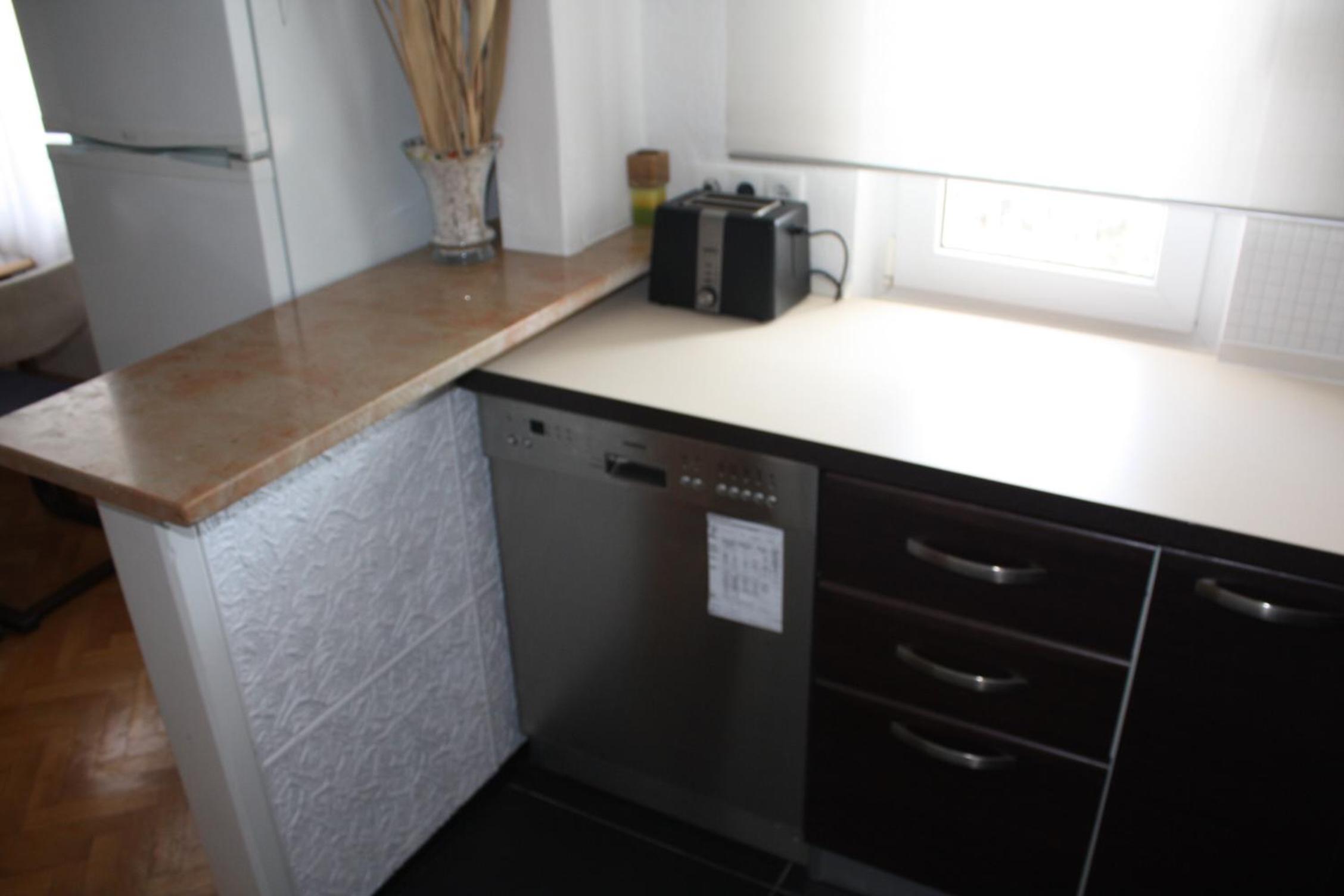 Two-Bedroom Apartment - Photo 16
