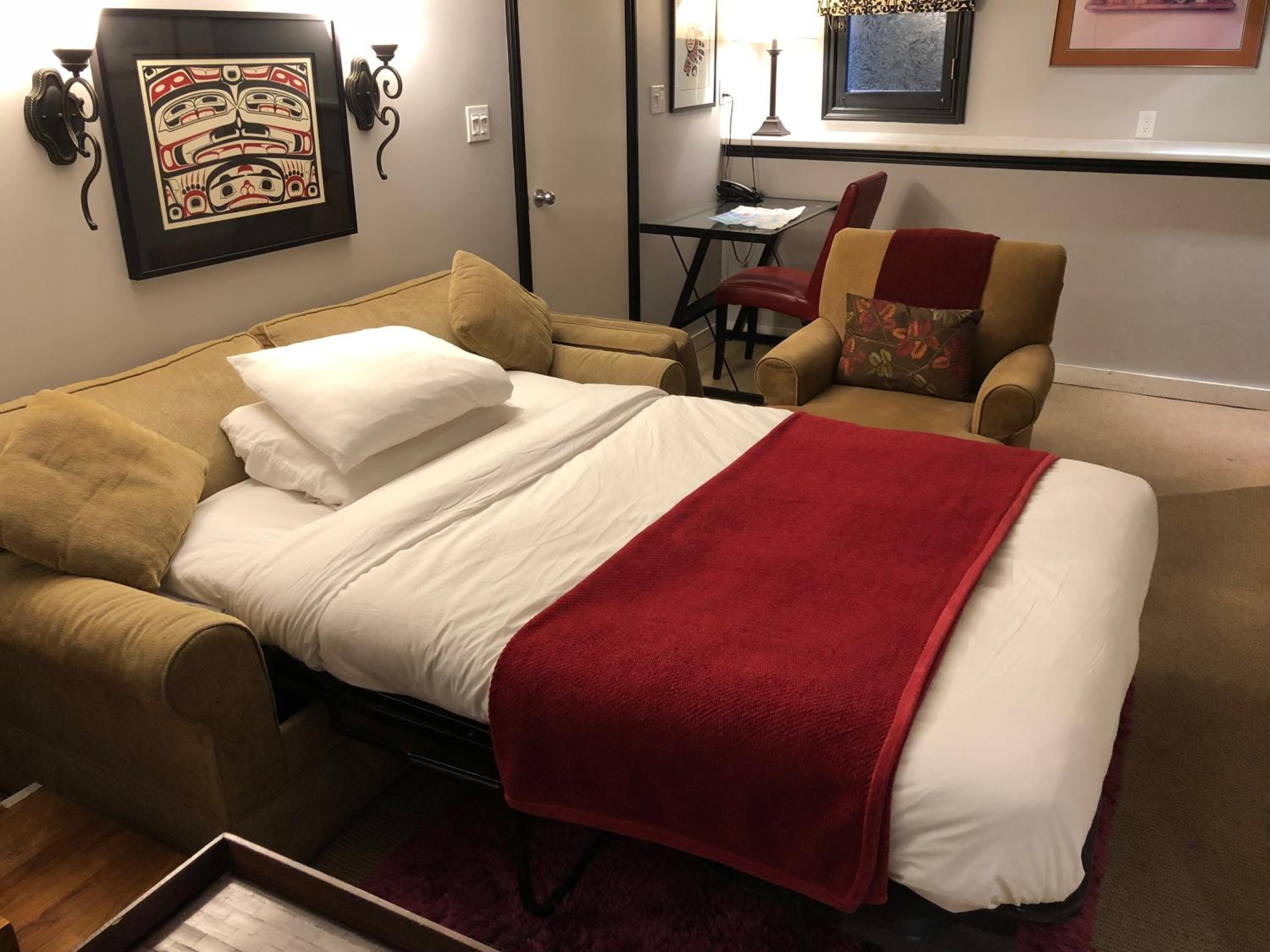 Deluxe Suite