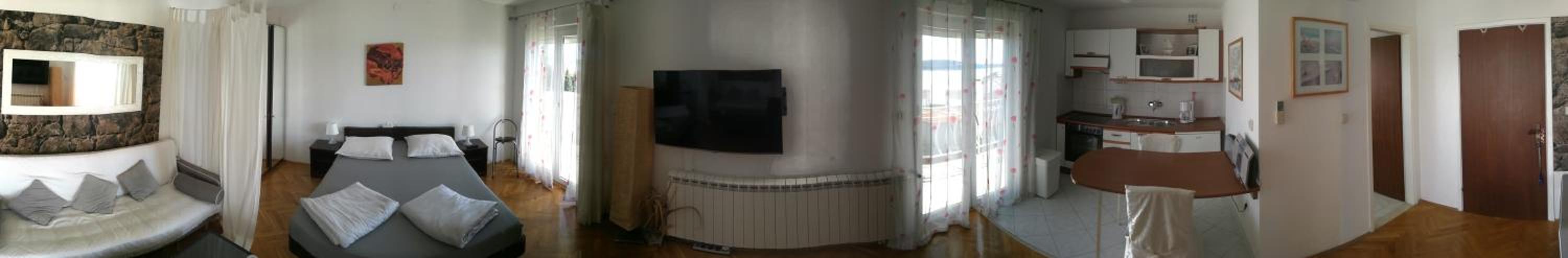 Studio Apartment with Sea View - Photo 1