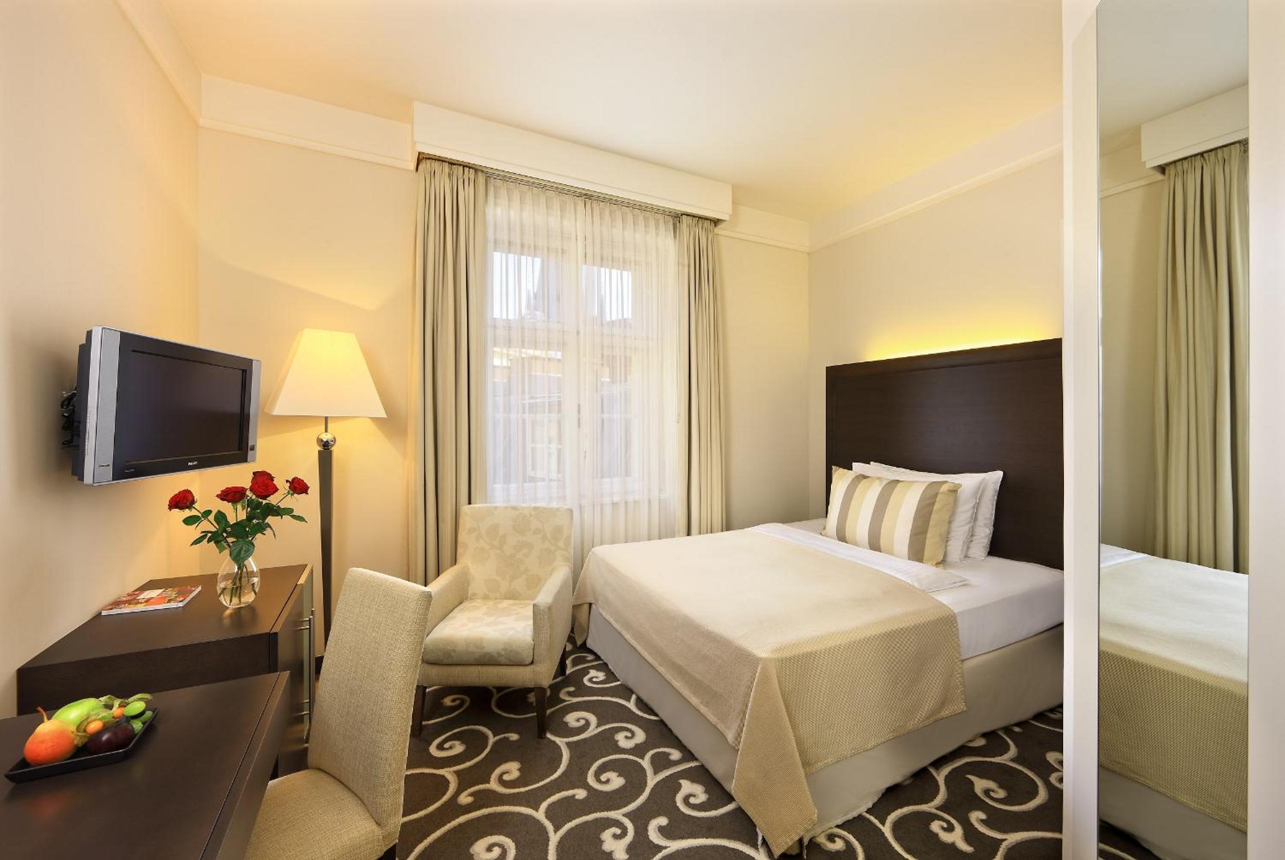 Single Room photo 1