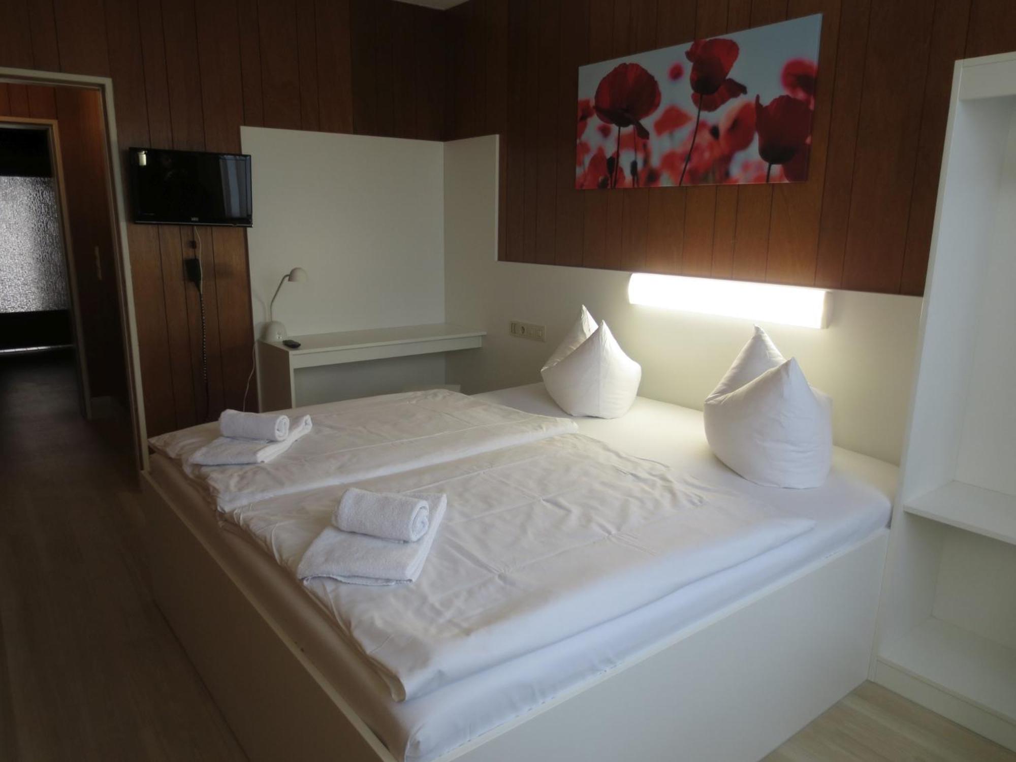 Standard Double Room photo 3
