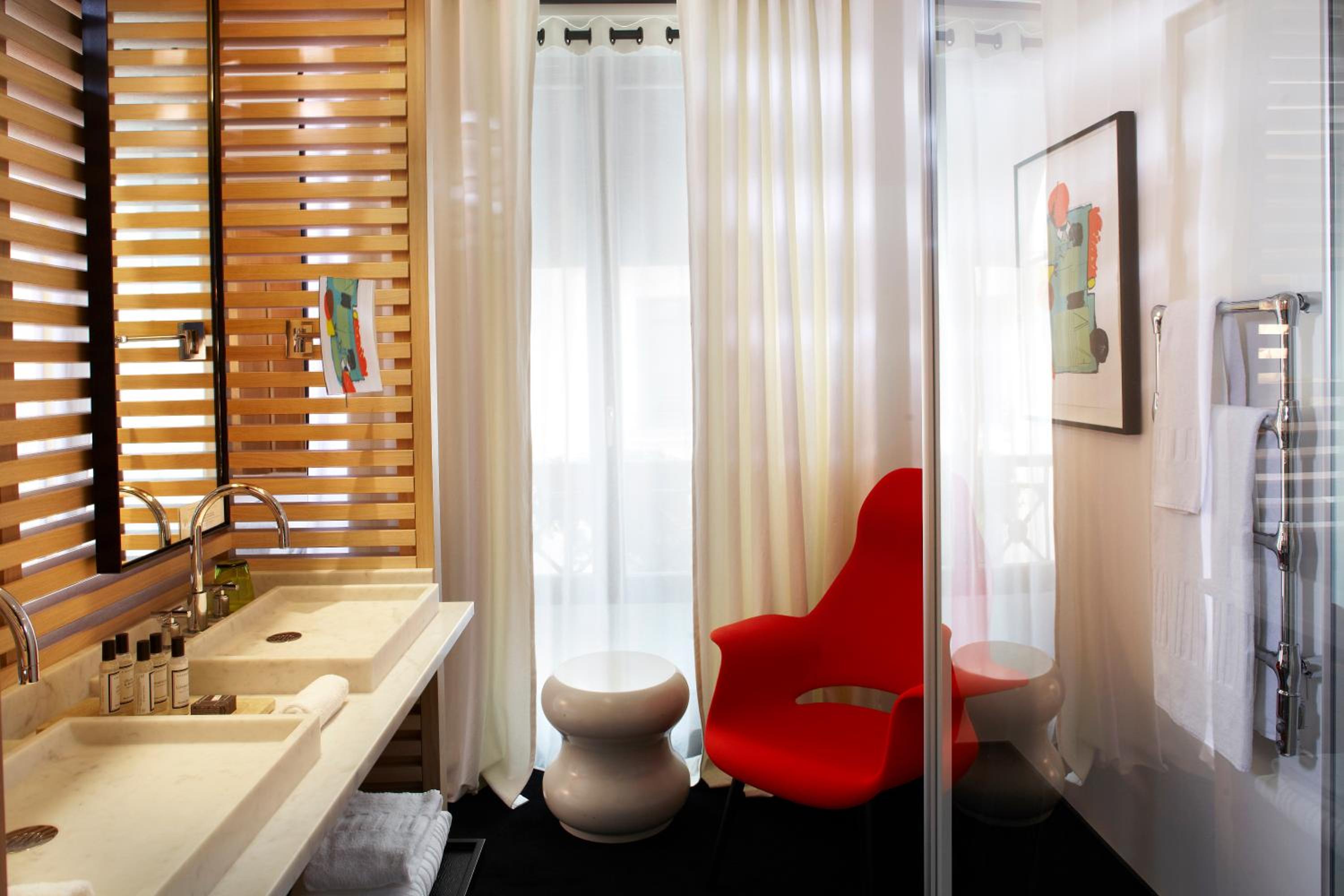 Double Room - Deluxe photo 2