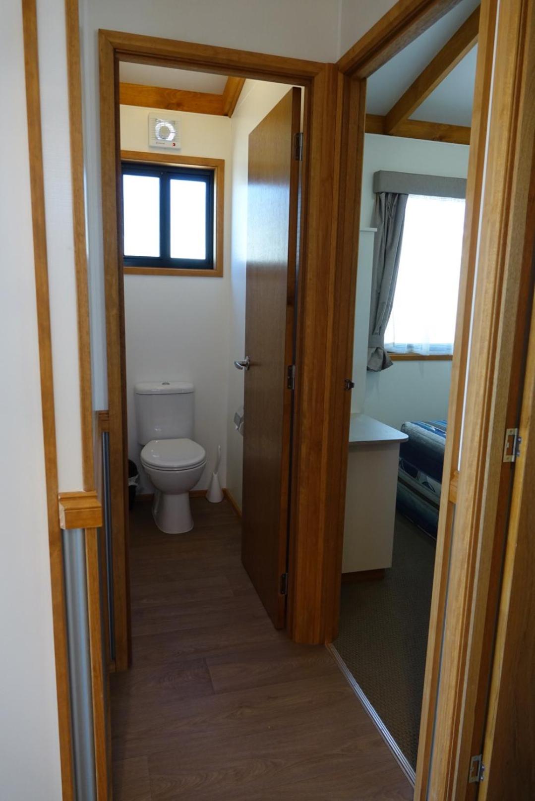 Two-Bedroom Cottage - Photo 3