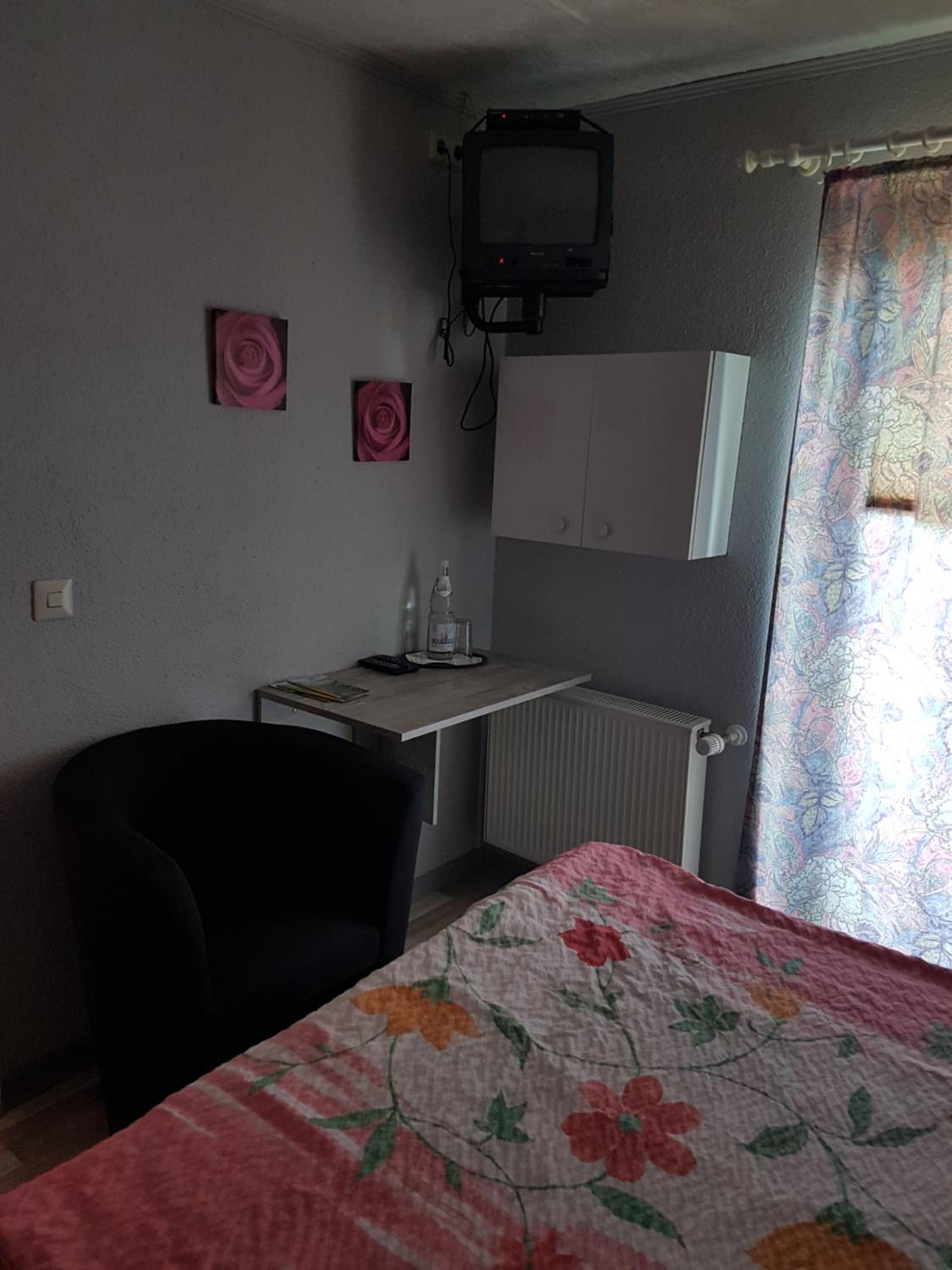 Double Room with Balcony (Bed Size: 140 - 200) - Photo 1