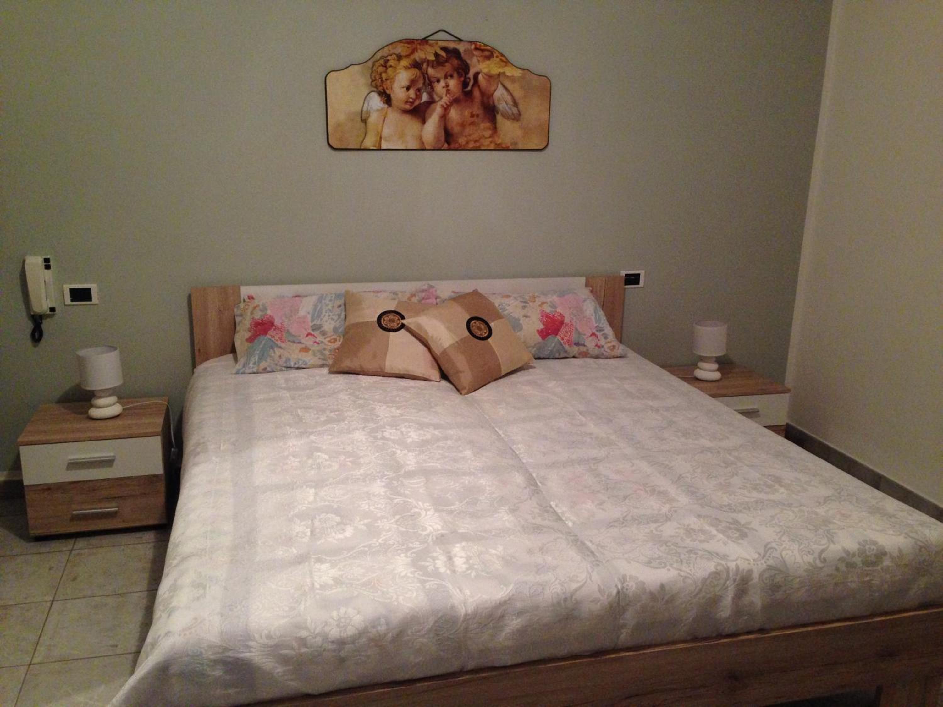 Apartment photo 1
