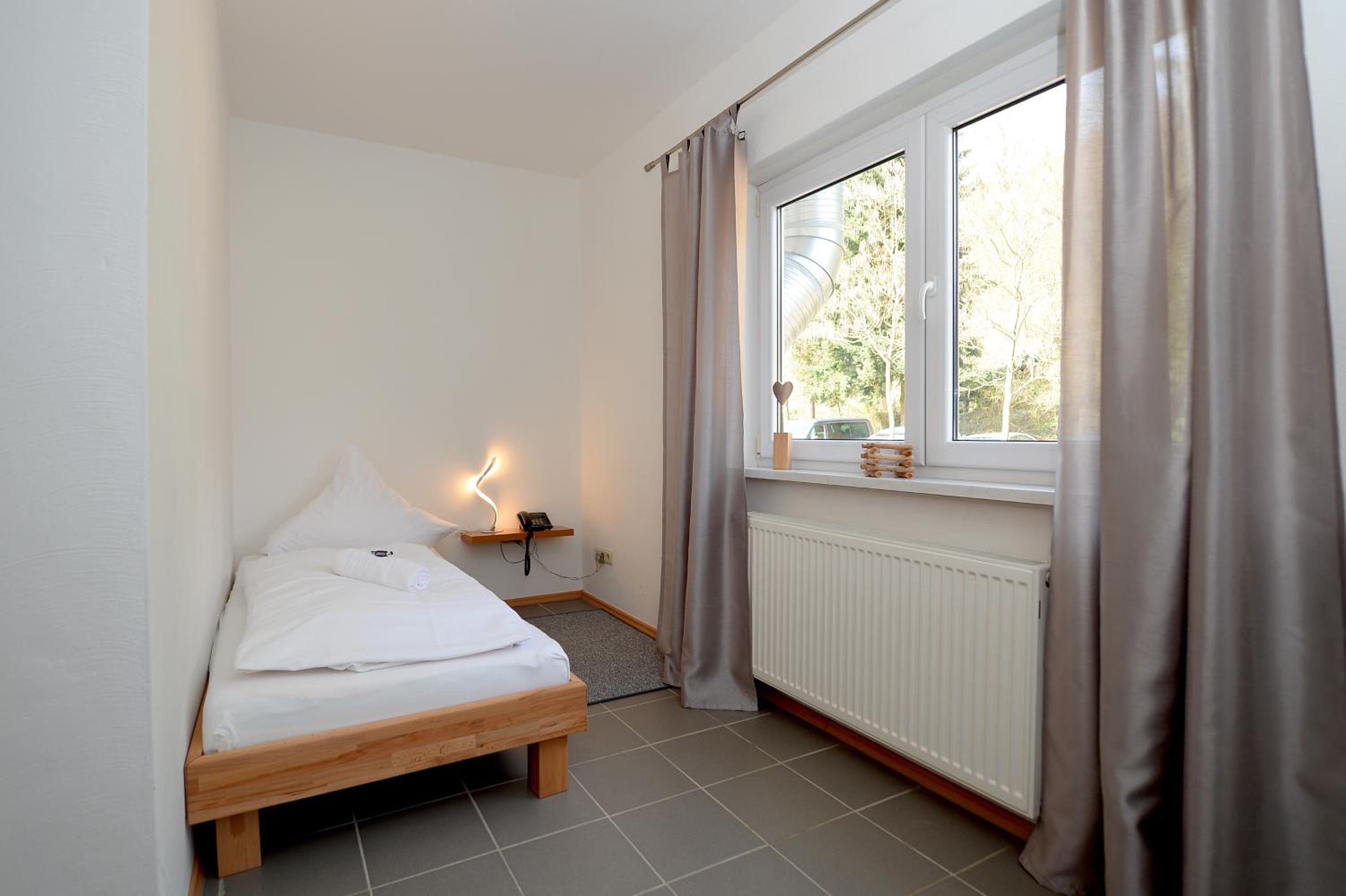 Single Room photo 3