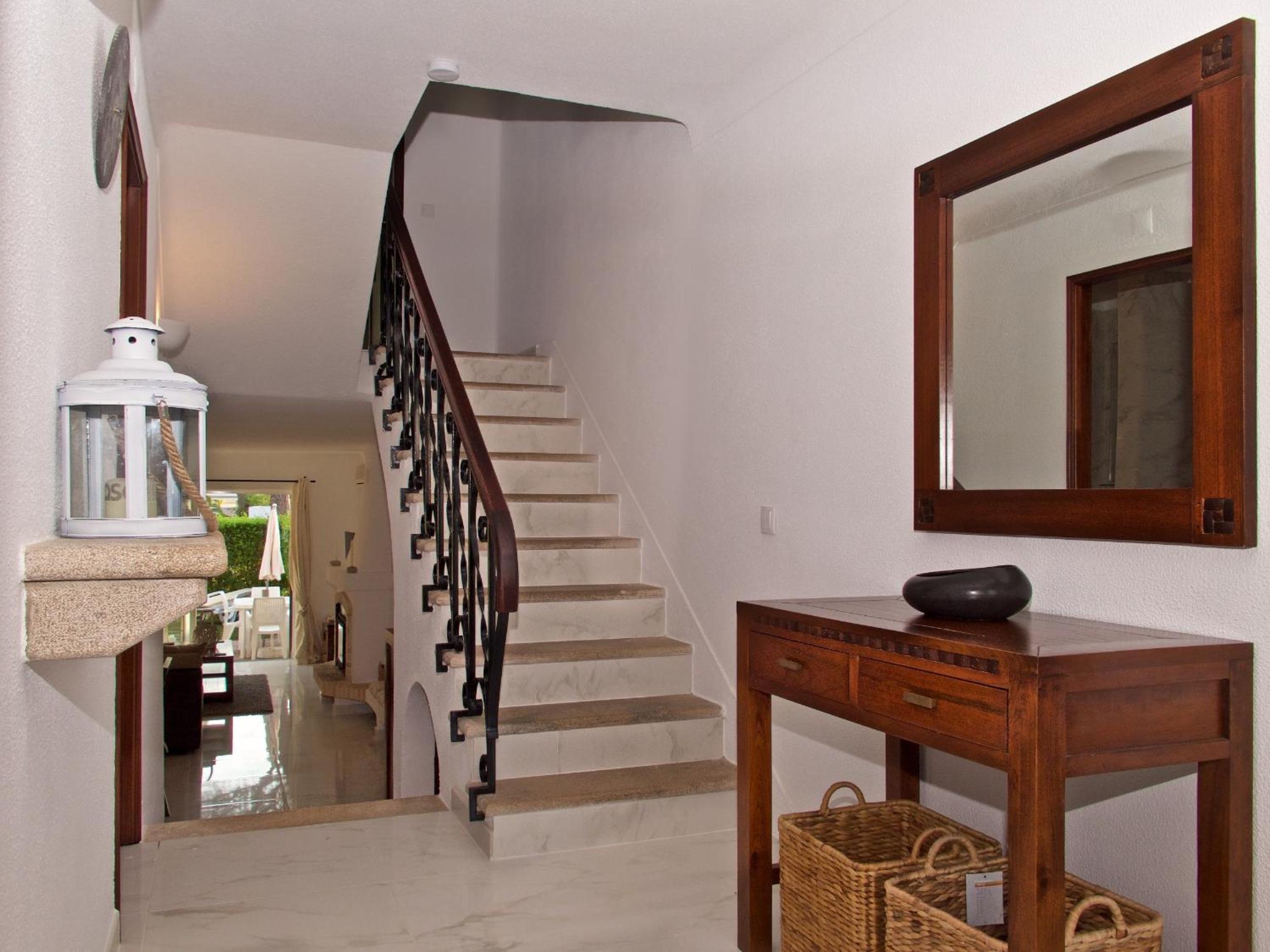Villa photo 3