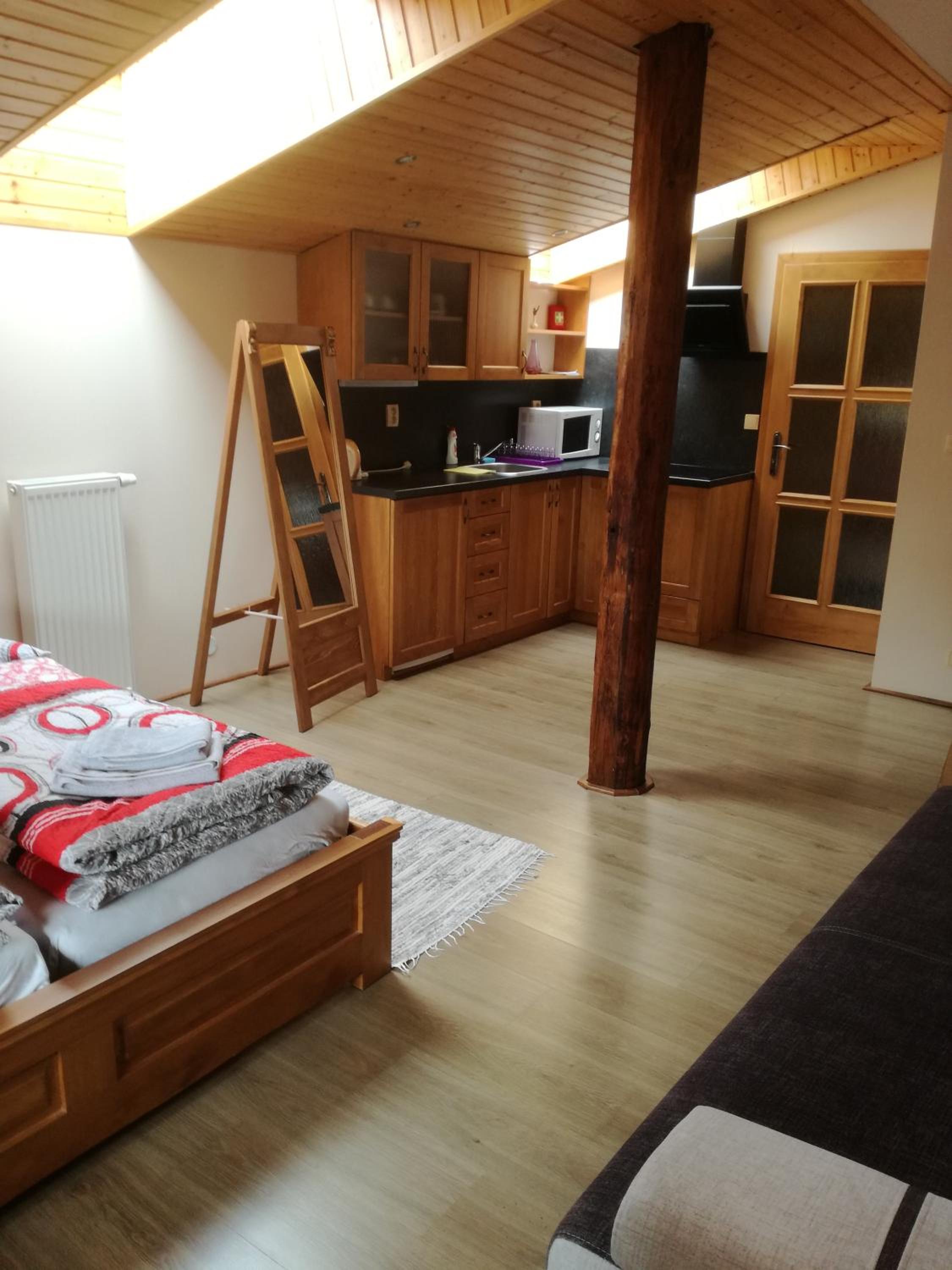 Apartment photo 2