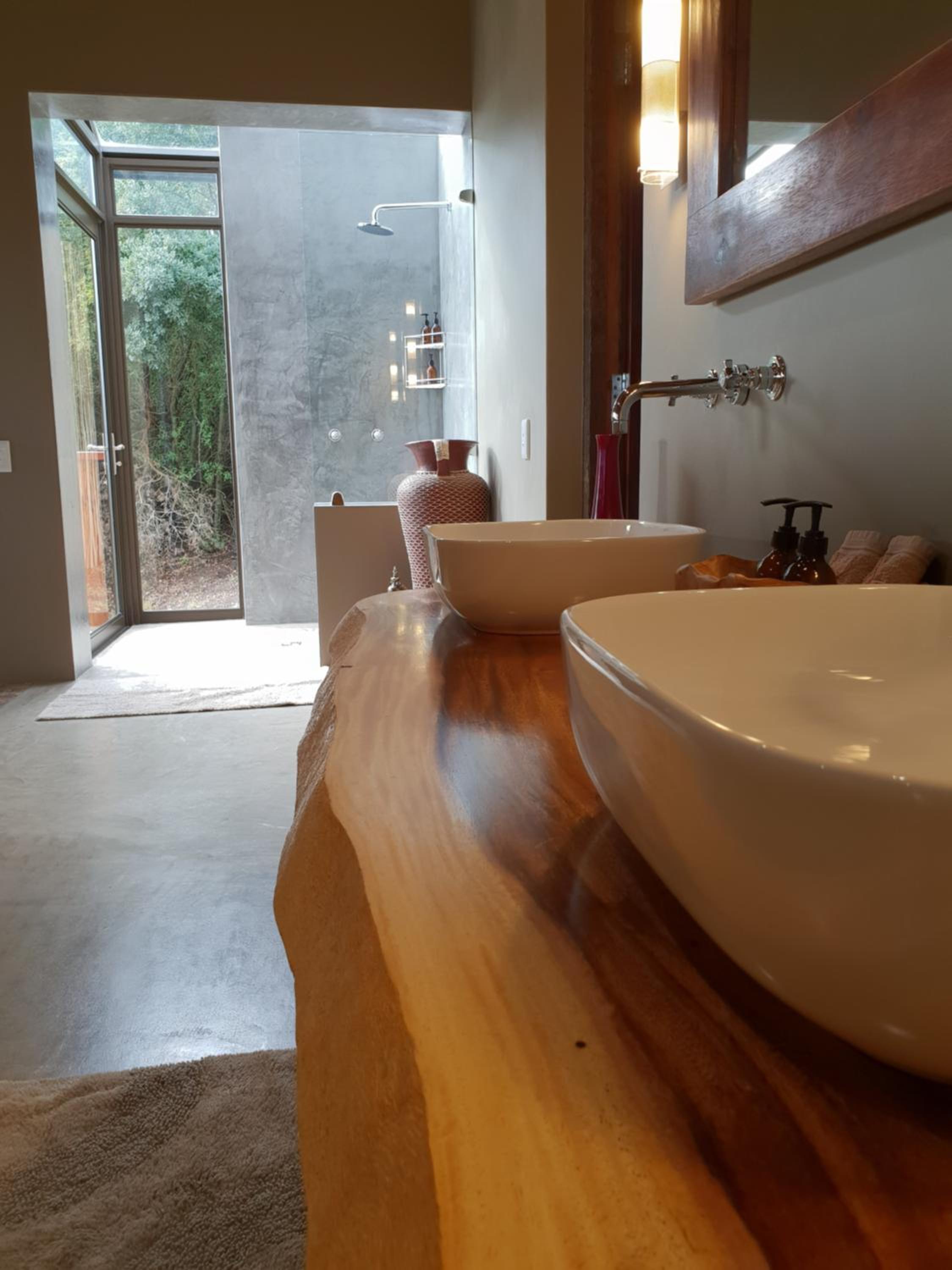 Suite With Mountain View photo 3