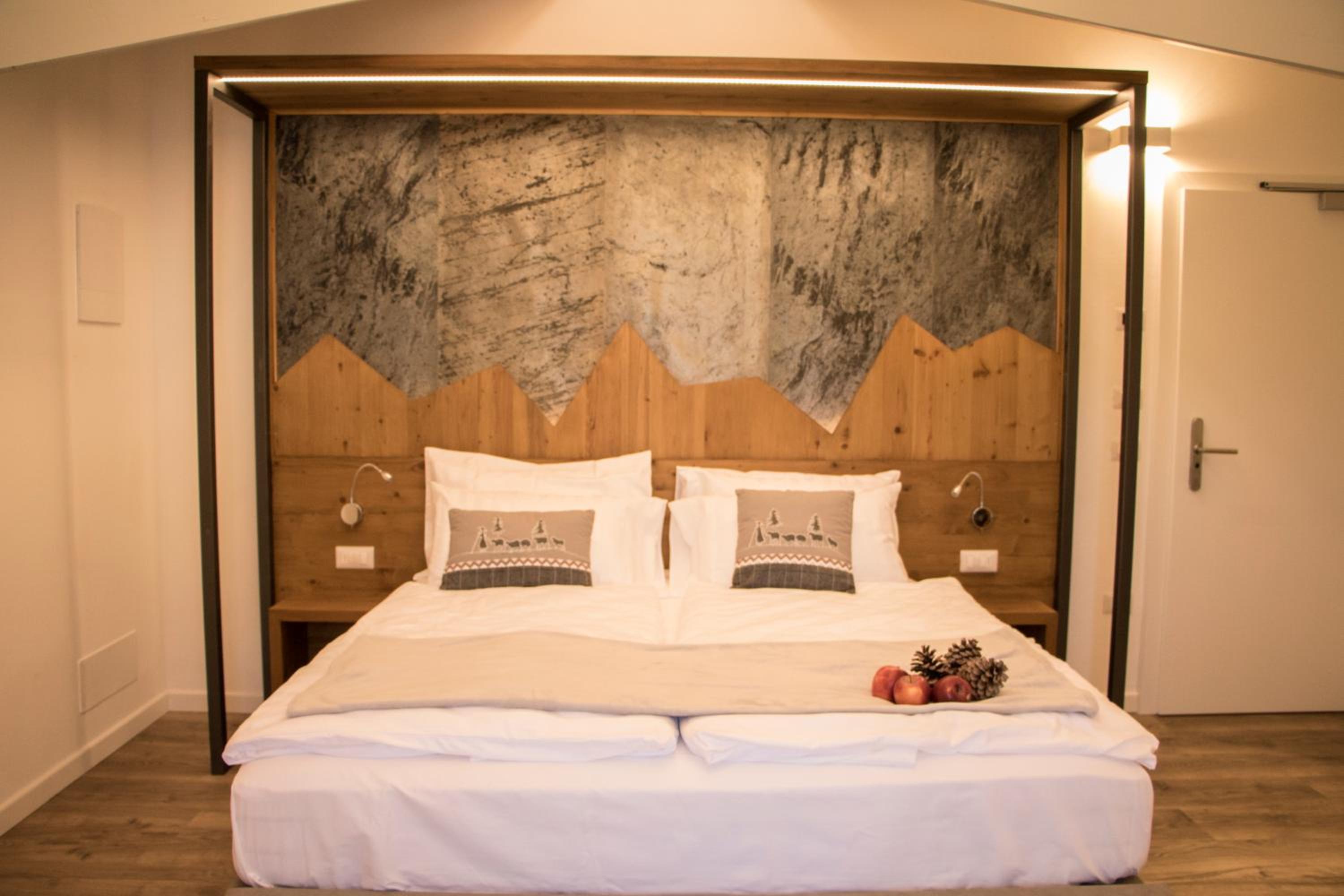 Suite - Penthouse photo 1