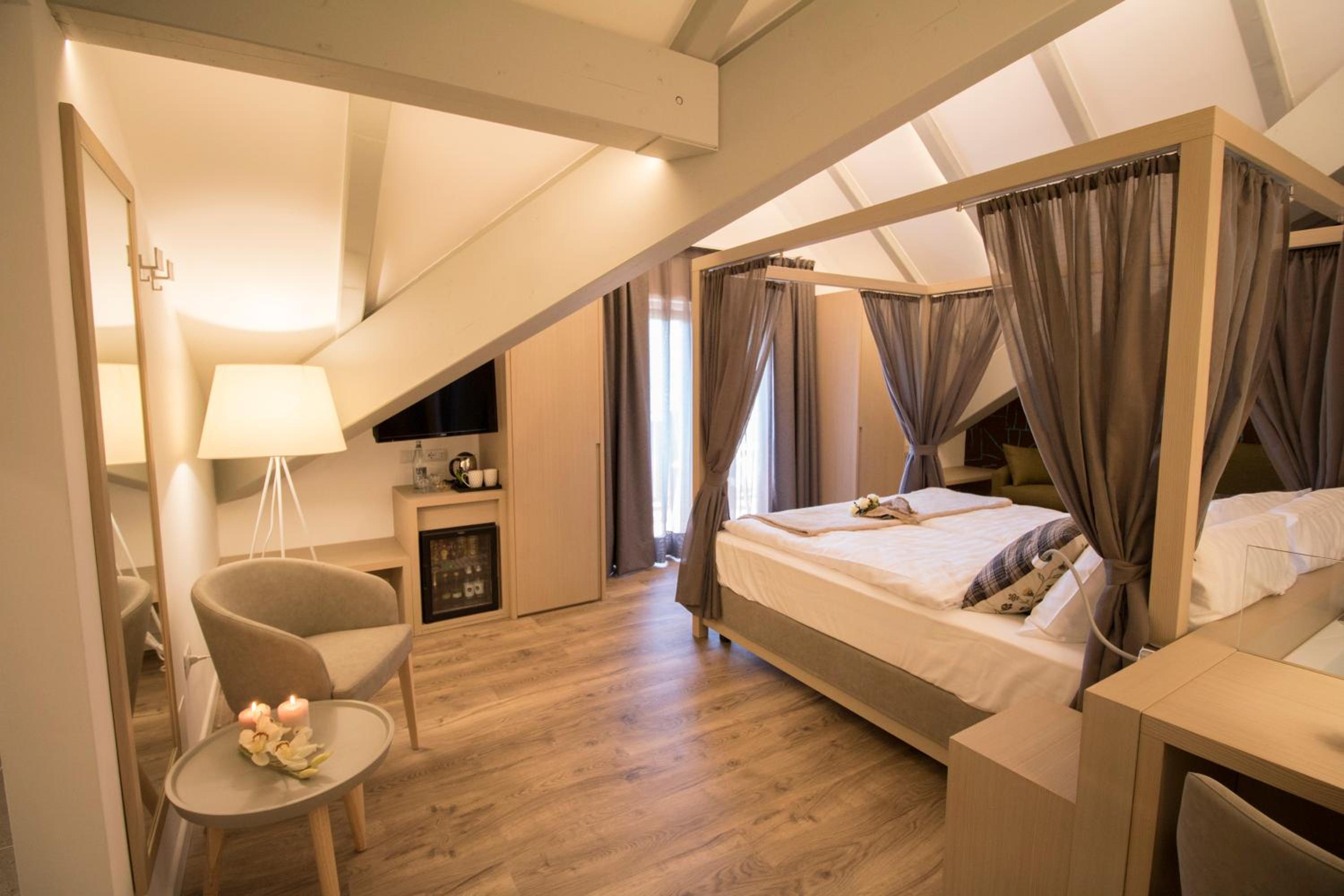 Penthouse Suite with Spa Bath - Photo 1