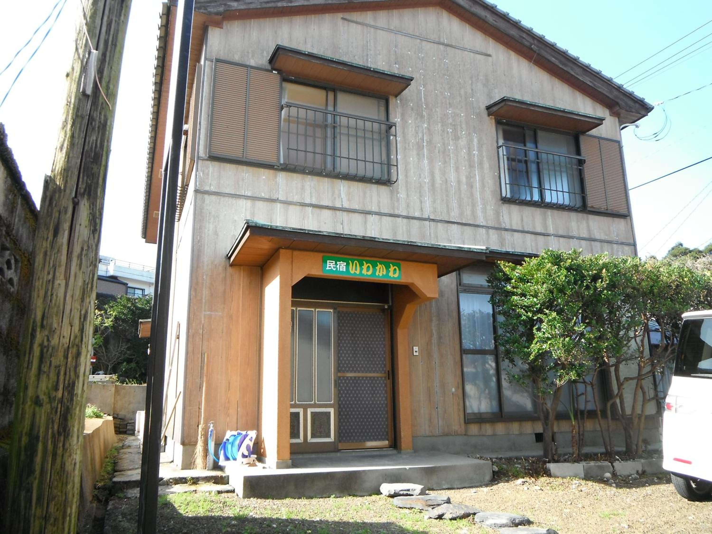 Single Room with Shared Shower and Toilet - Annex photo 3