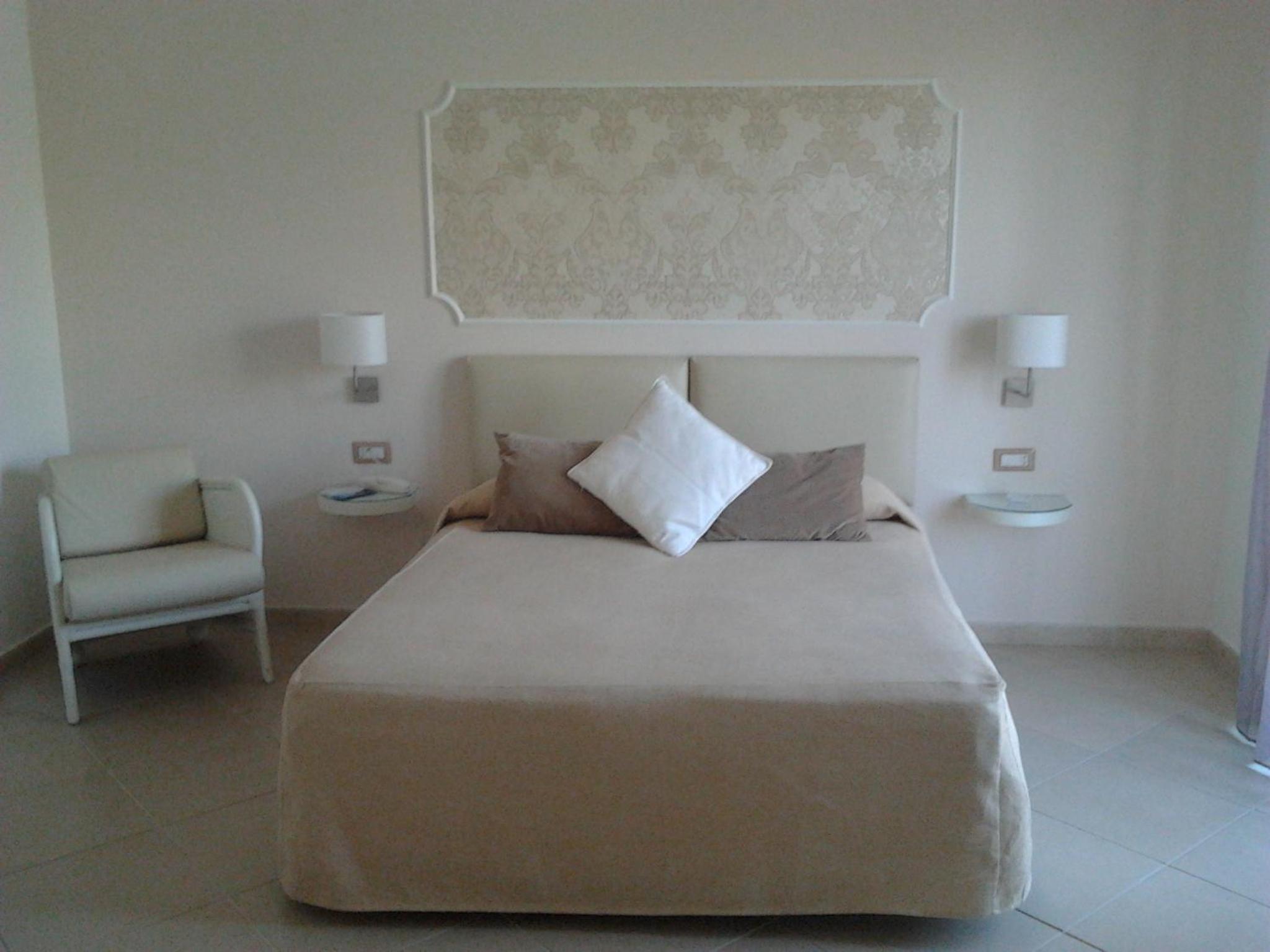 Superior Double or Twin Room - Photo 4
