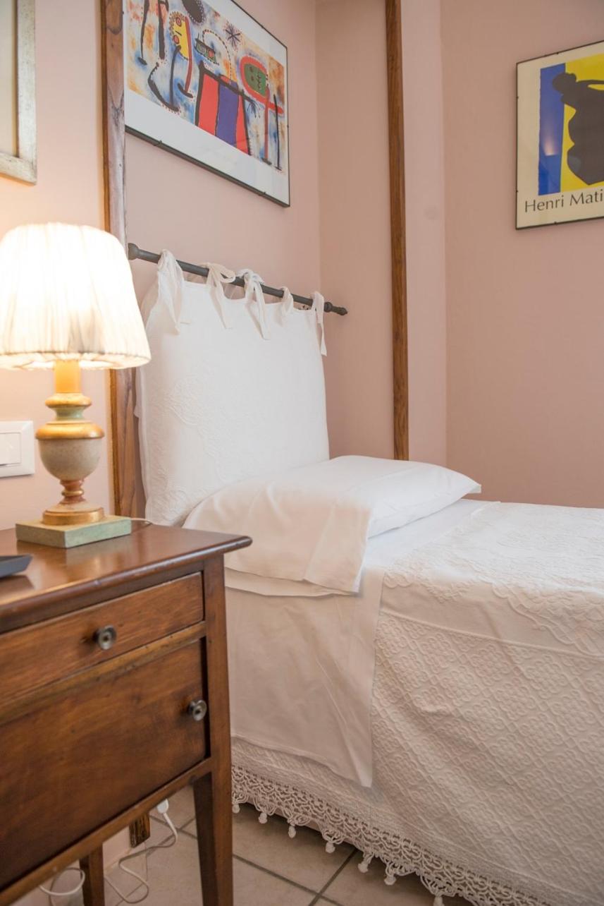 Double or Twin Room photo 3