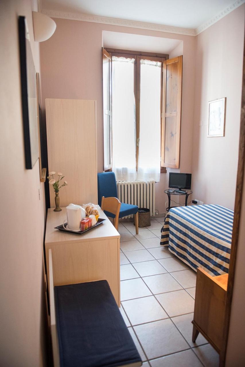 Single Room photo 1