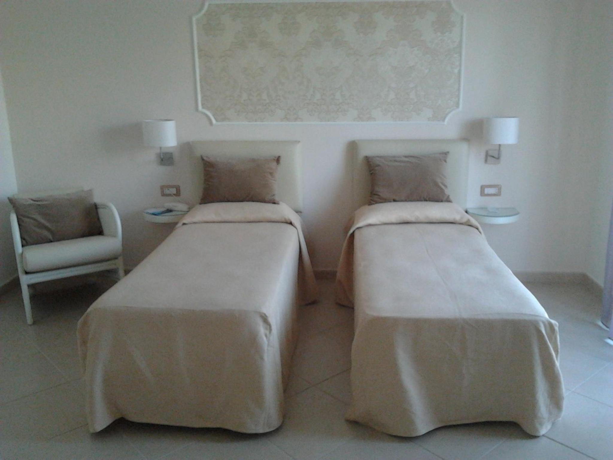 Superior Double or Twin Room - Photo 5