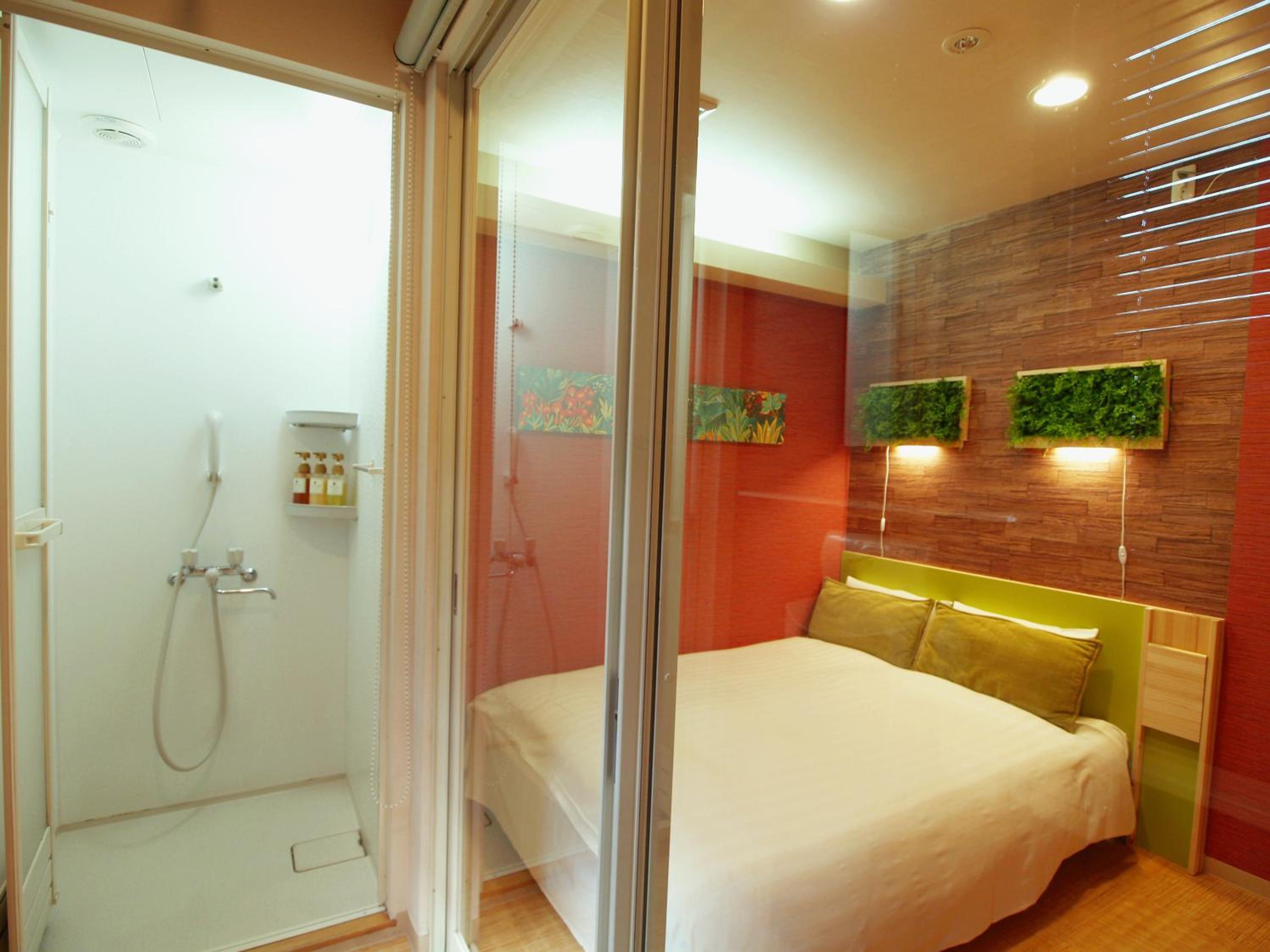 Double Room - Non-Smoking  - Photo 11