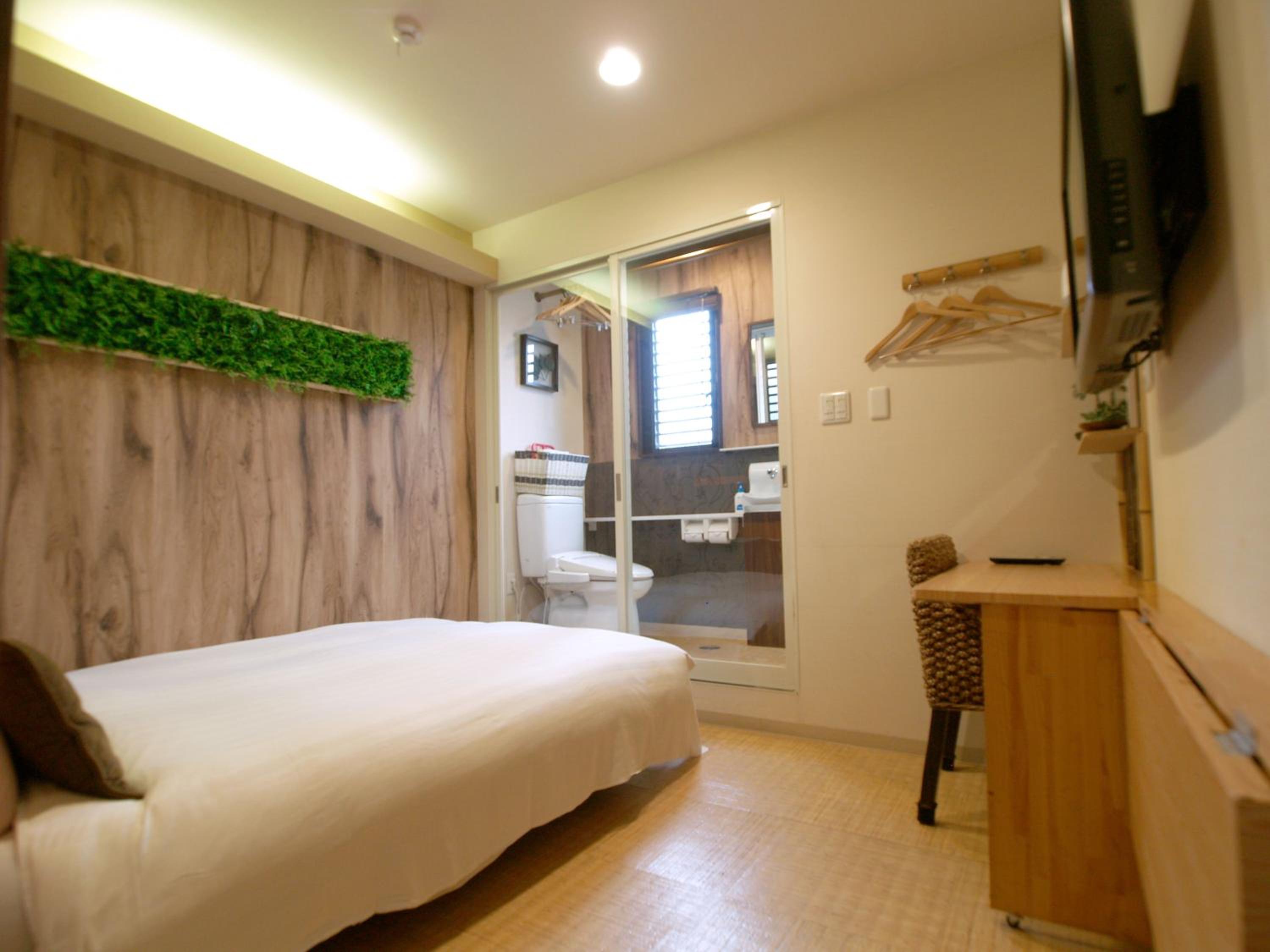 Double Room - Non-Smoking  - Photo 1