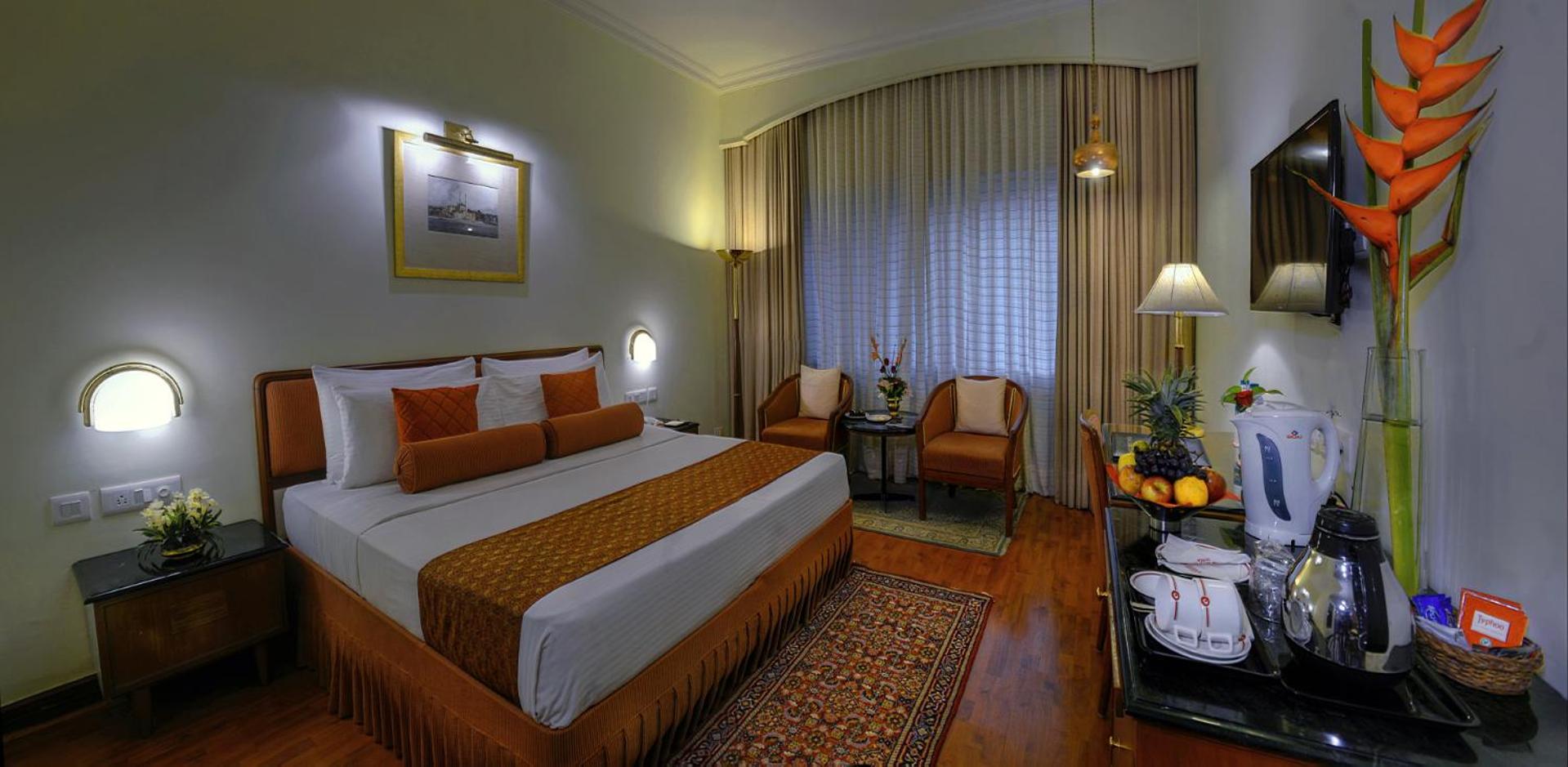 Premier Room (Twin Beds or Large Double bed as per availability) - Photo 1