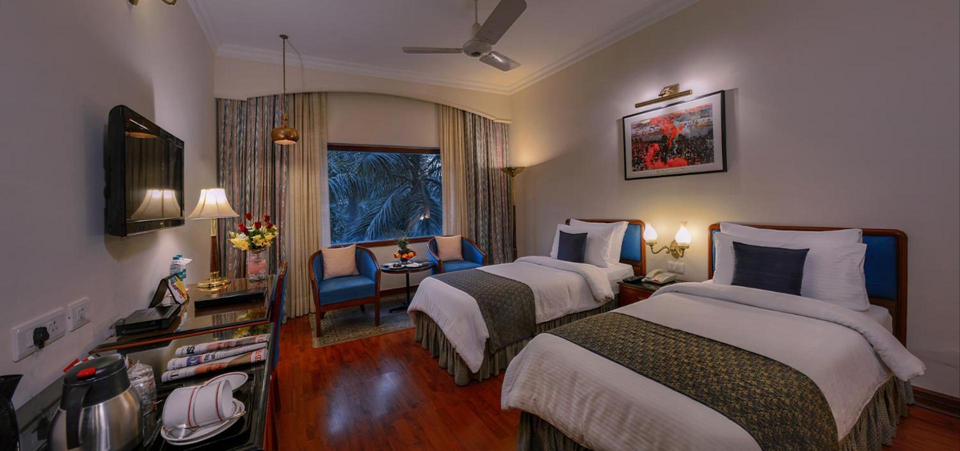 Premier Room (Twin Beds or Large Double bed as per availability) - Photo 5