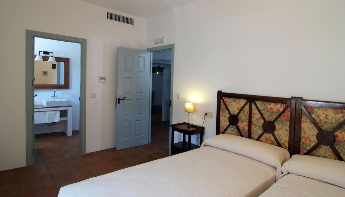 Twin Room photo 1