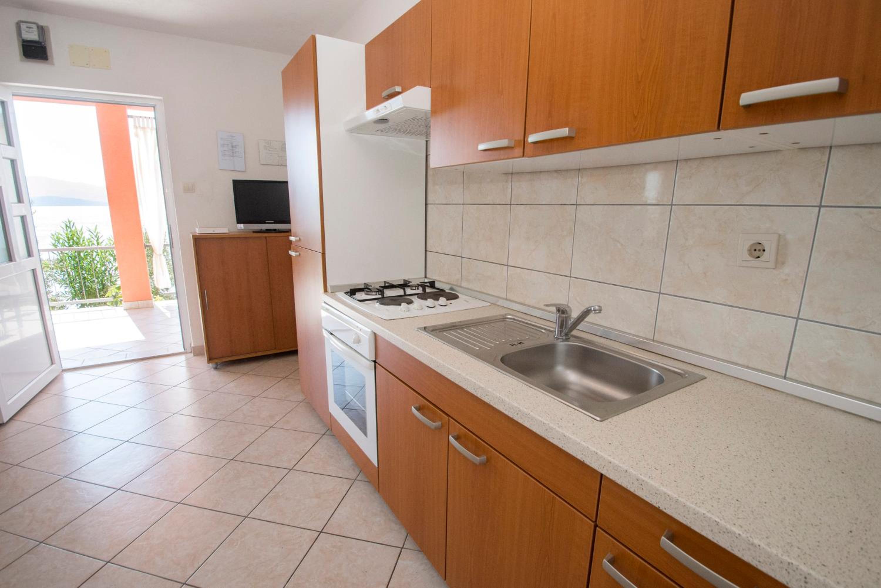 Apartment - Ground Floor photo 3