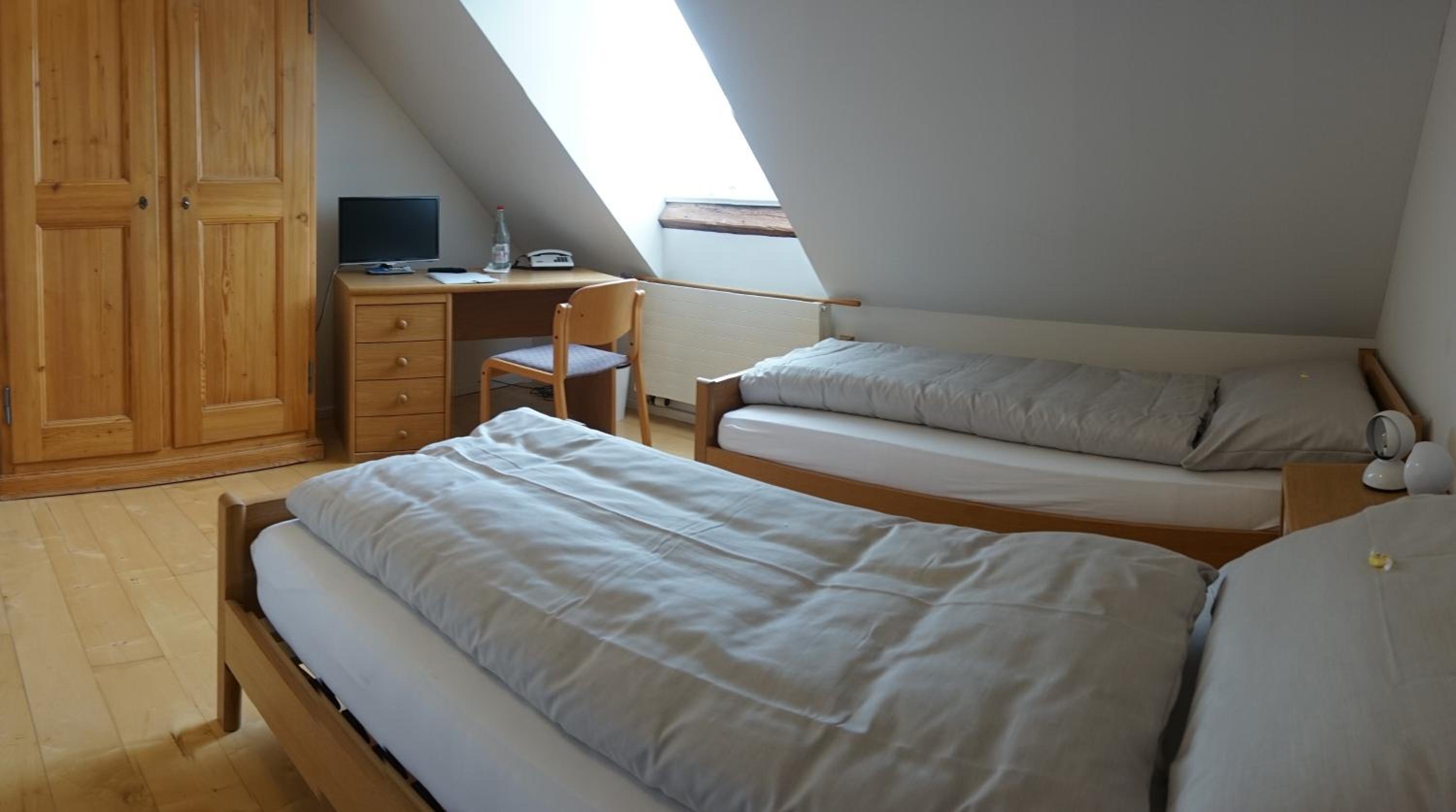 Budget Double Room photo 1