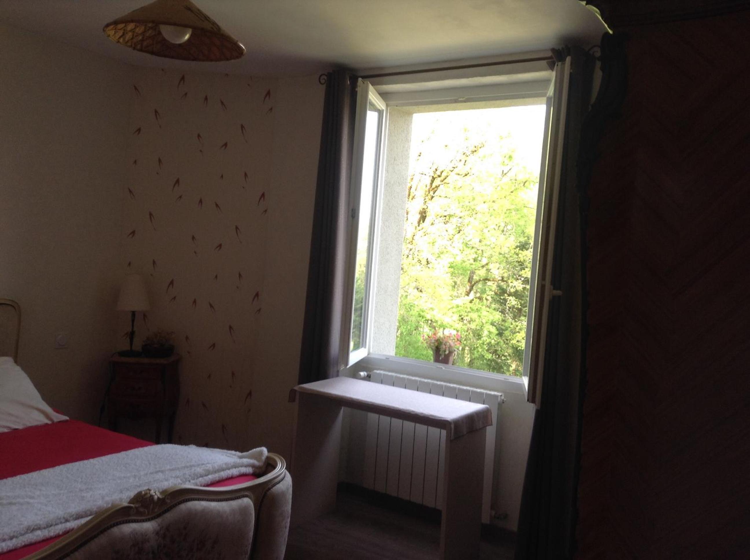 Double Room with Private Bathroom - Photo 4