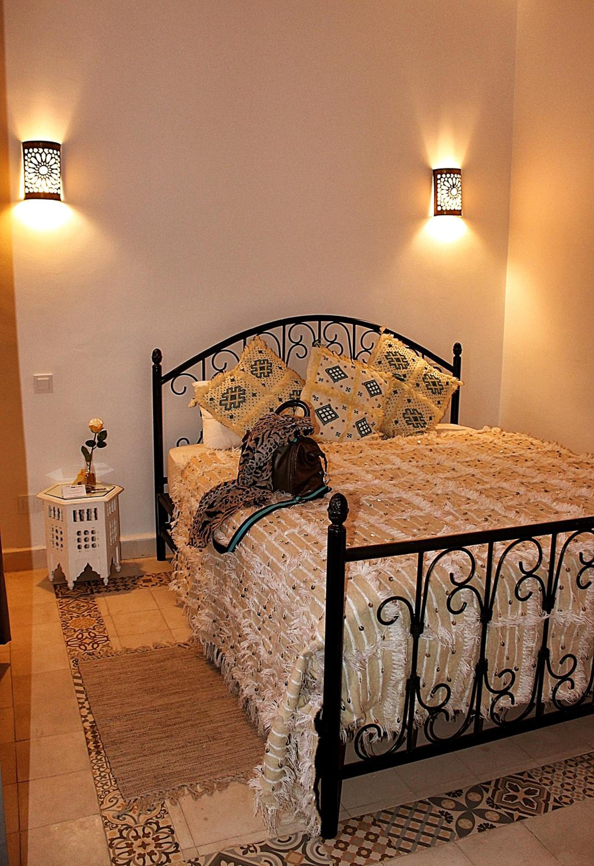 Double Room - Photo 21