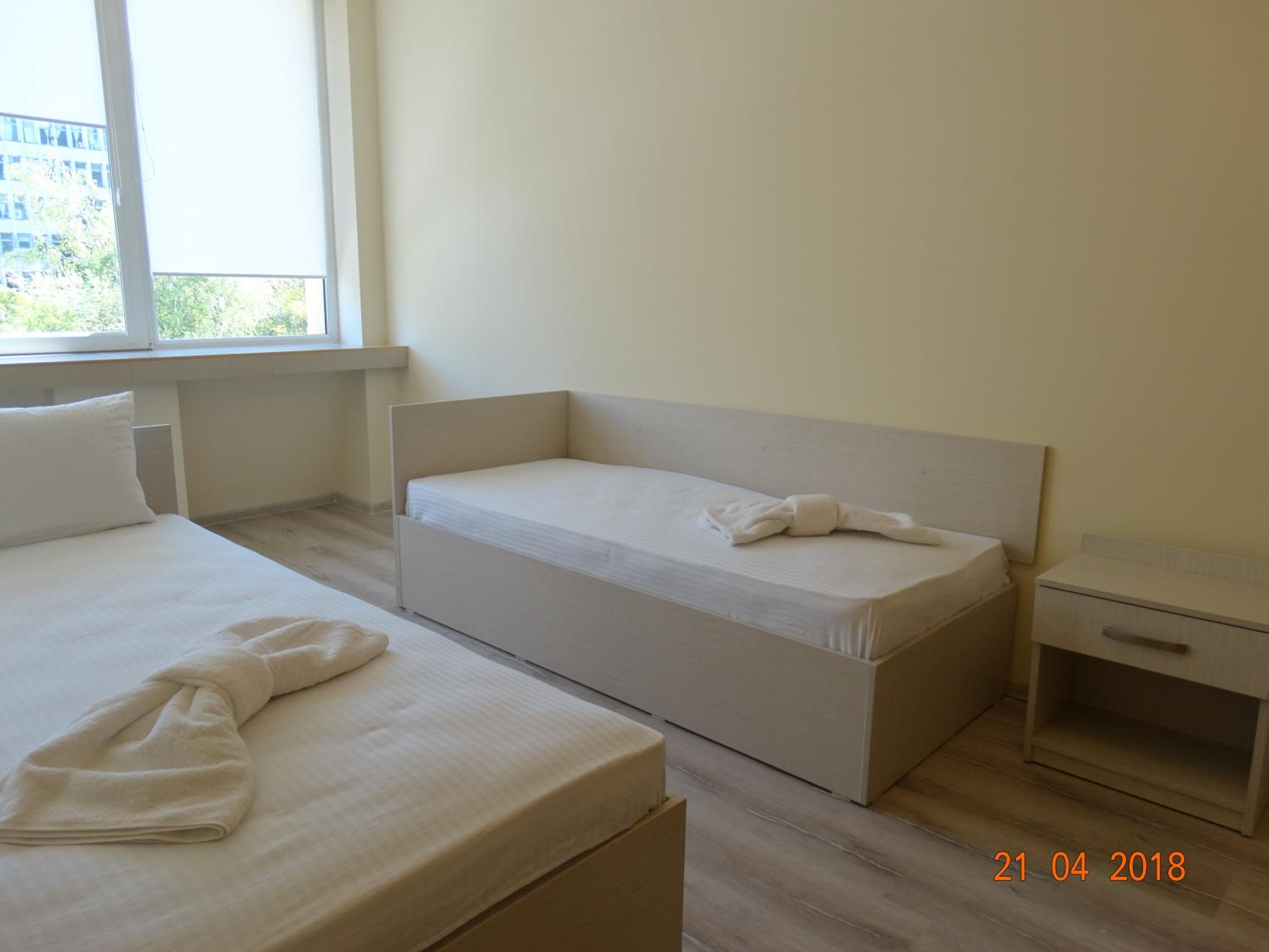 Double Room - Photo 5