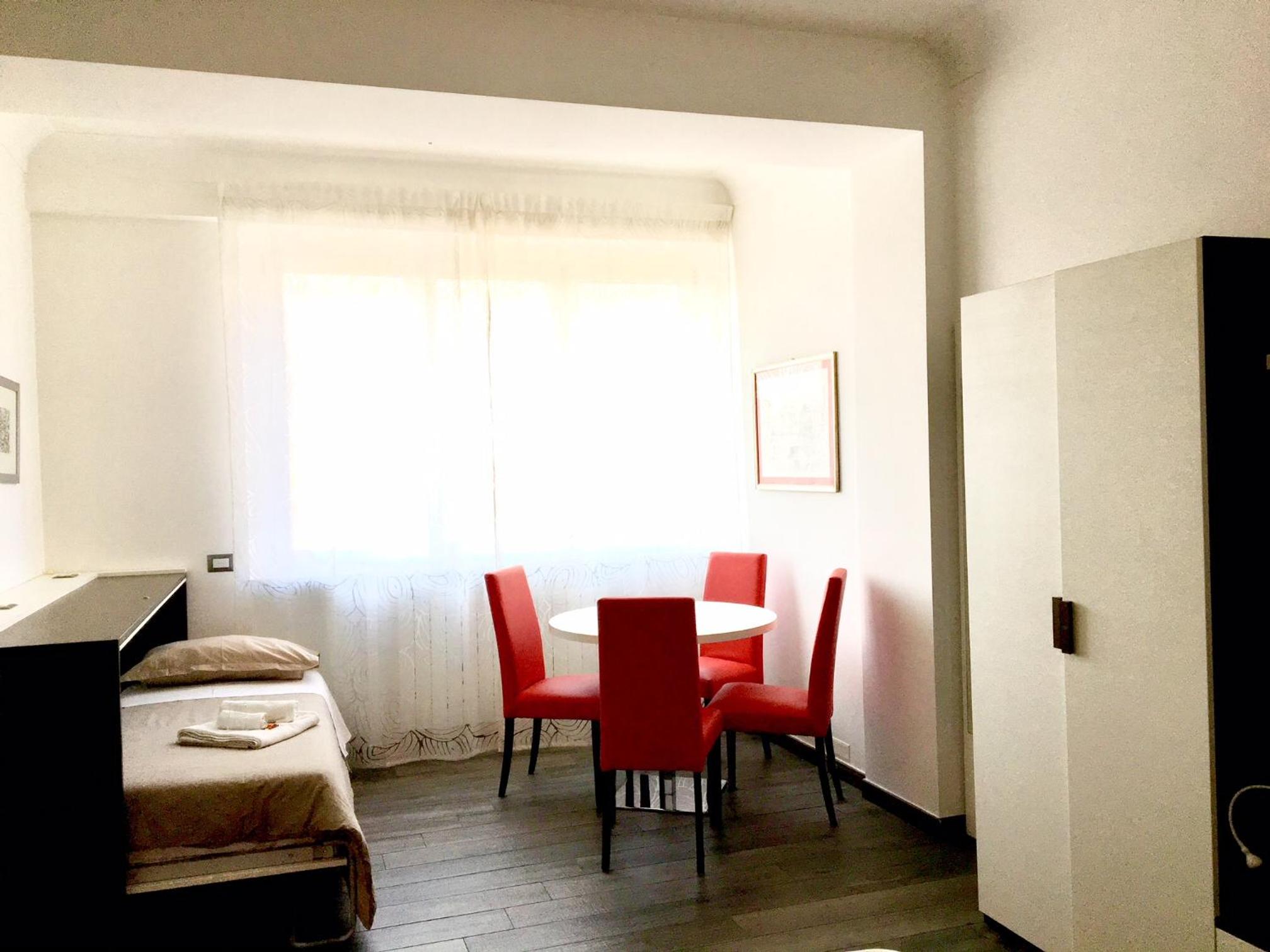 Triple Room with Private External Bathroom photo 2