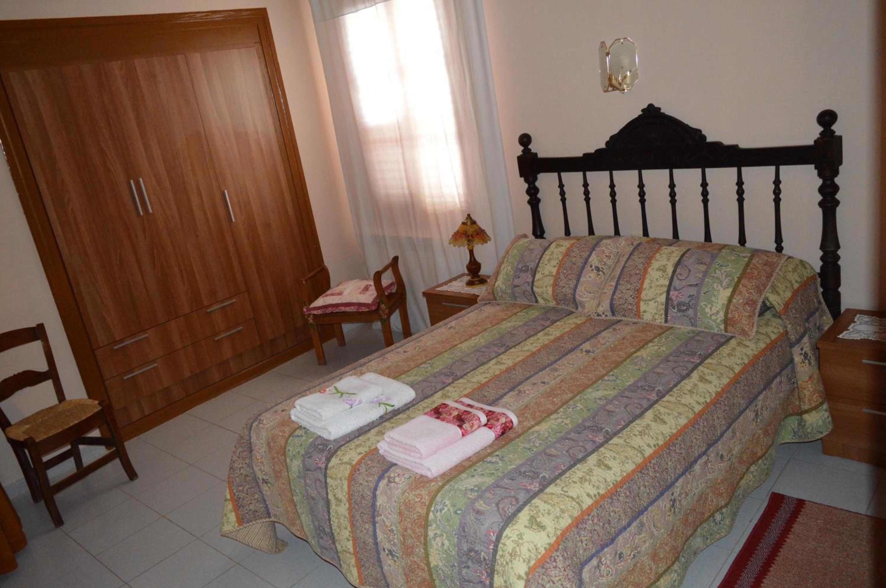 Double Room with Mountain View with Shared Bathroom photo 2