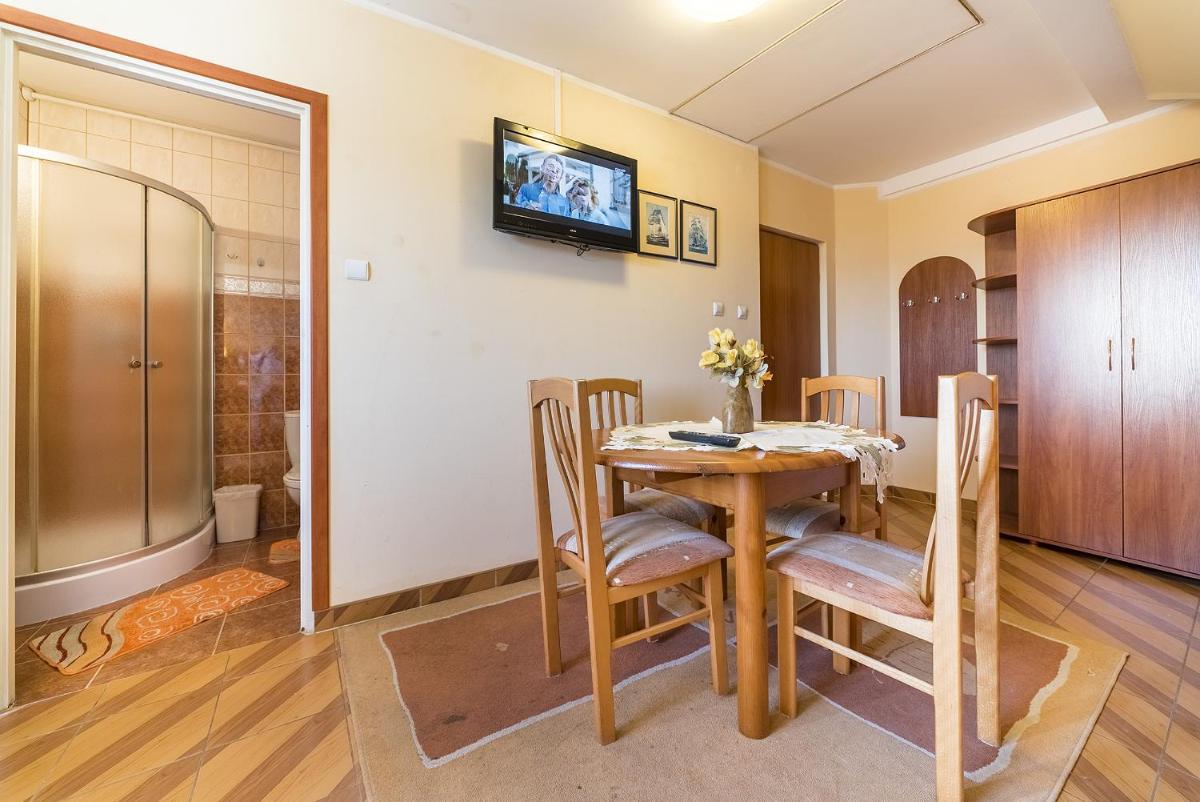 Quadruple Room with Balcony photo 3