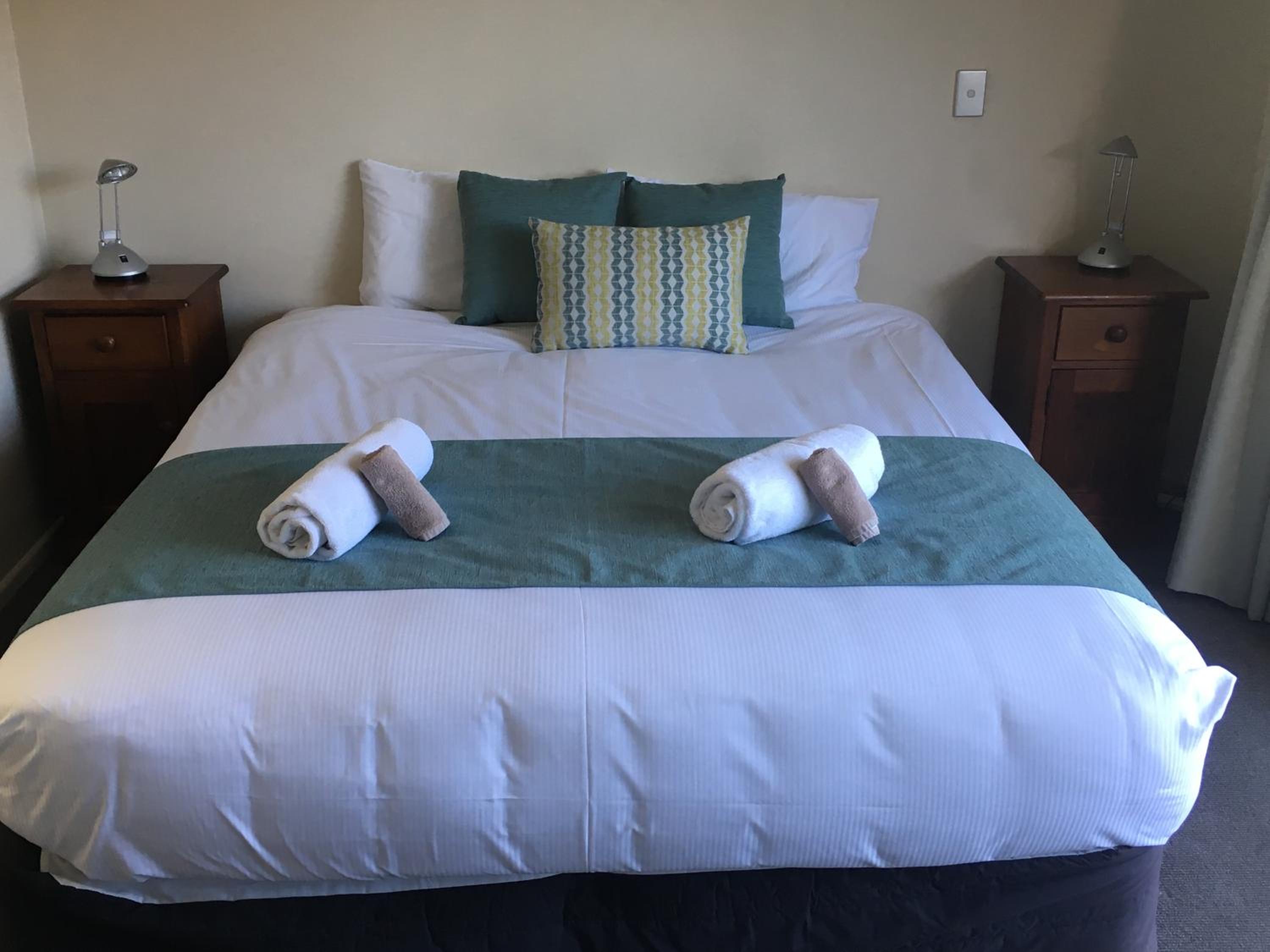 Deluxe King Room - Photo 1