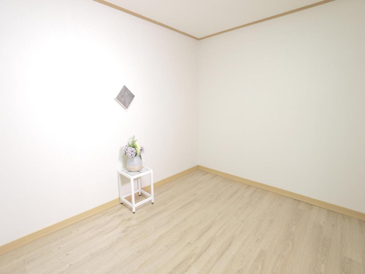 Family Room photo 2