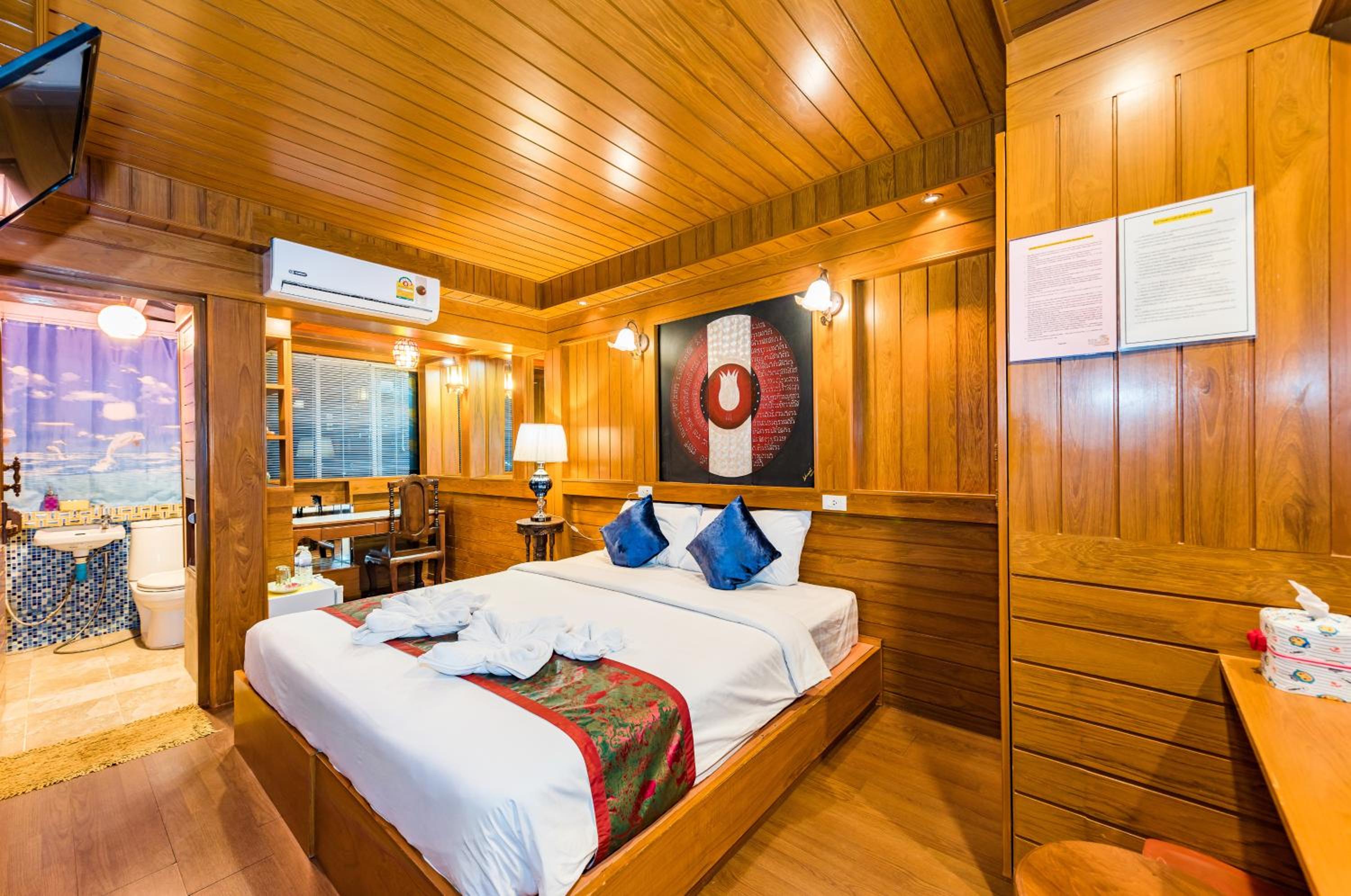 Standard Queen Room photo 1