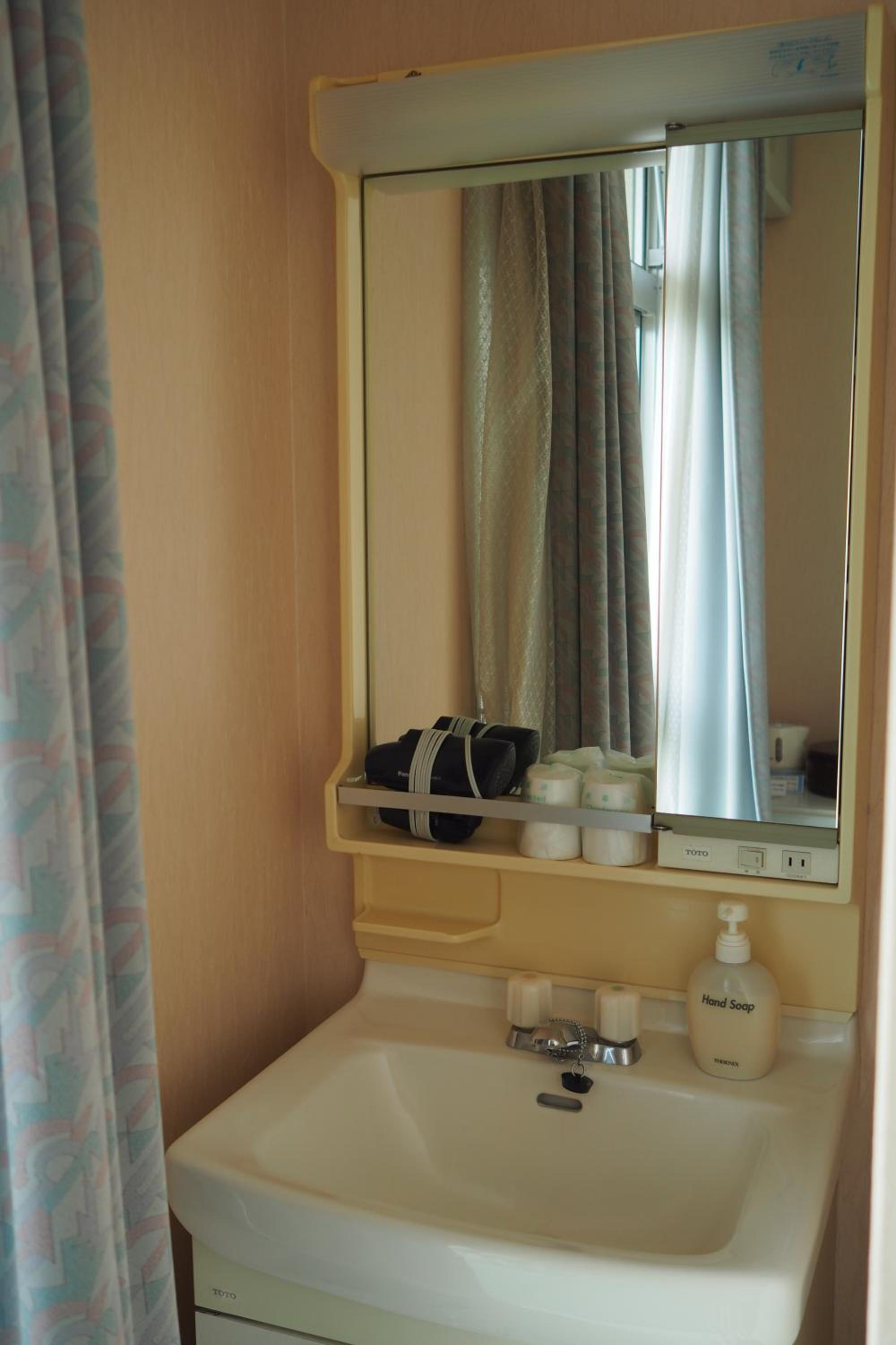 Triple Room with Private Toilet  photo 3