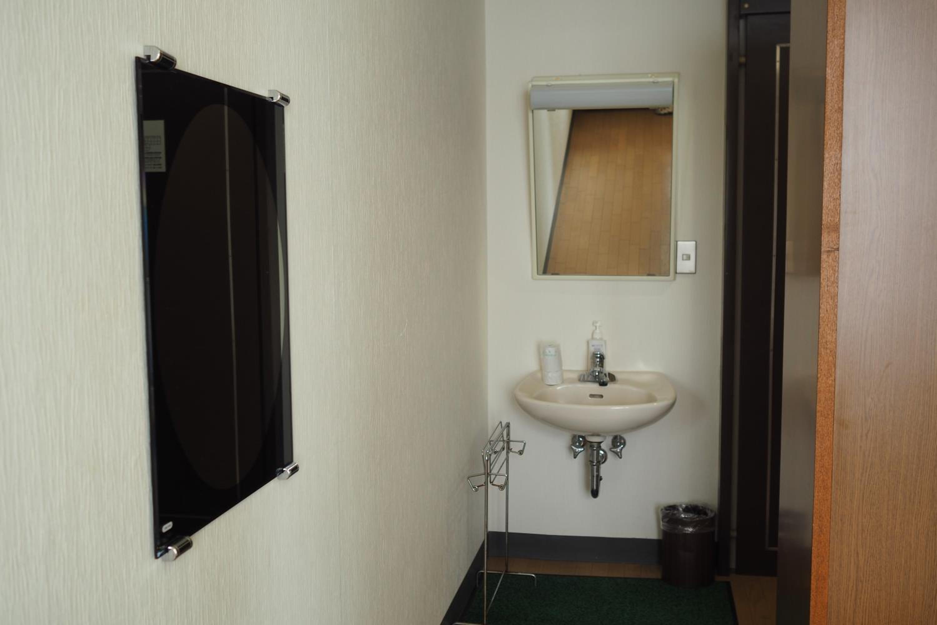 Deluxe Twin Room photo 3